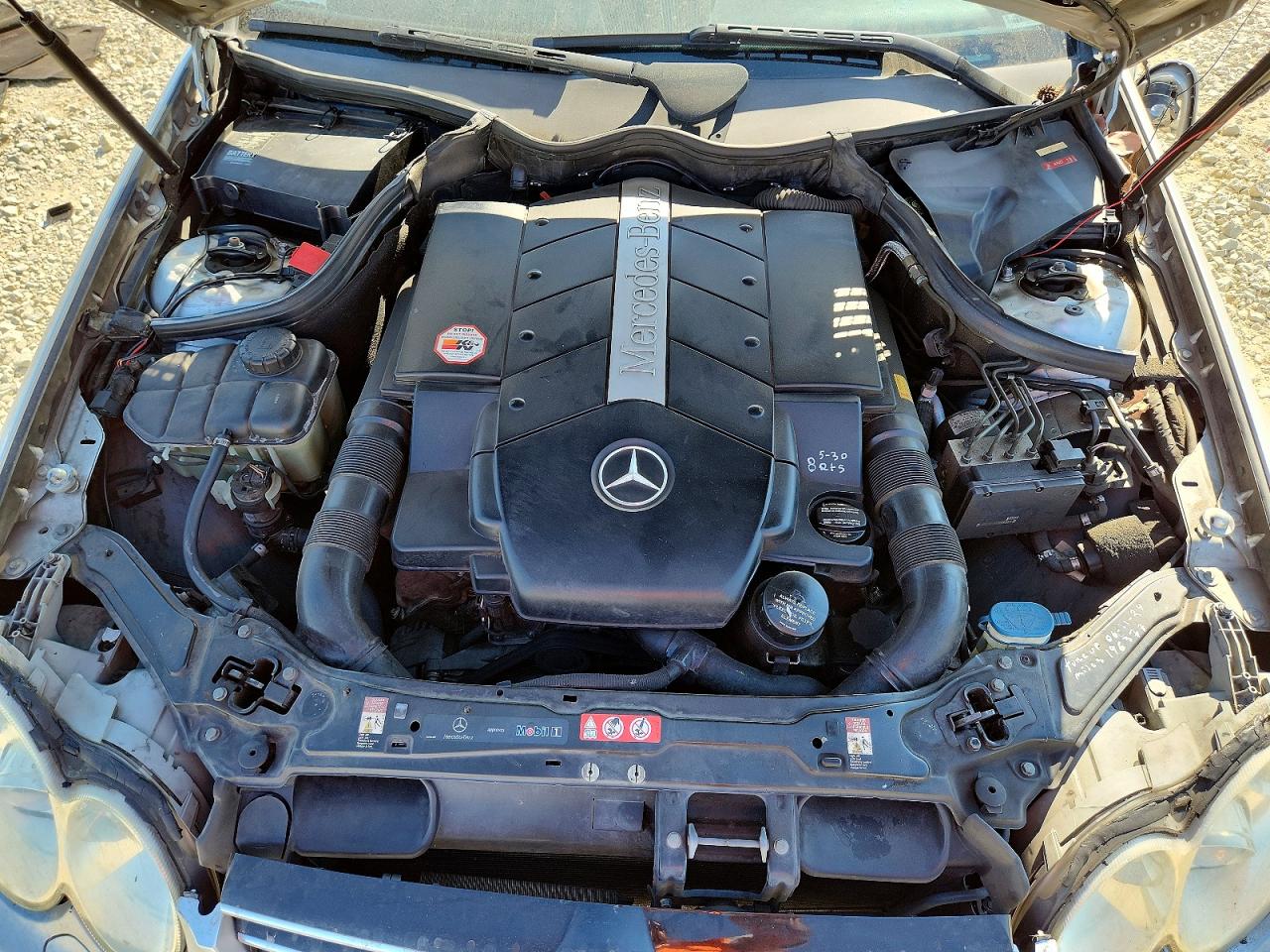 2005 Mercedes-benz Clk 500 Серебряный vin: WDBTJ75JX5F133694