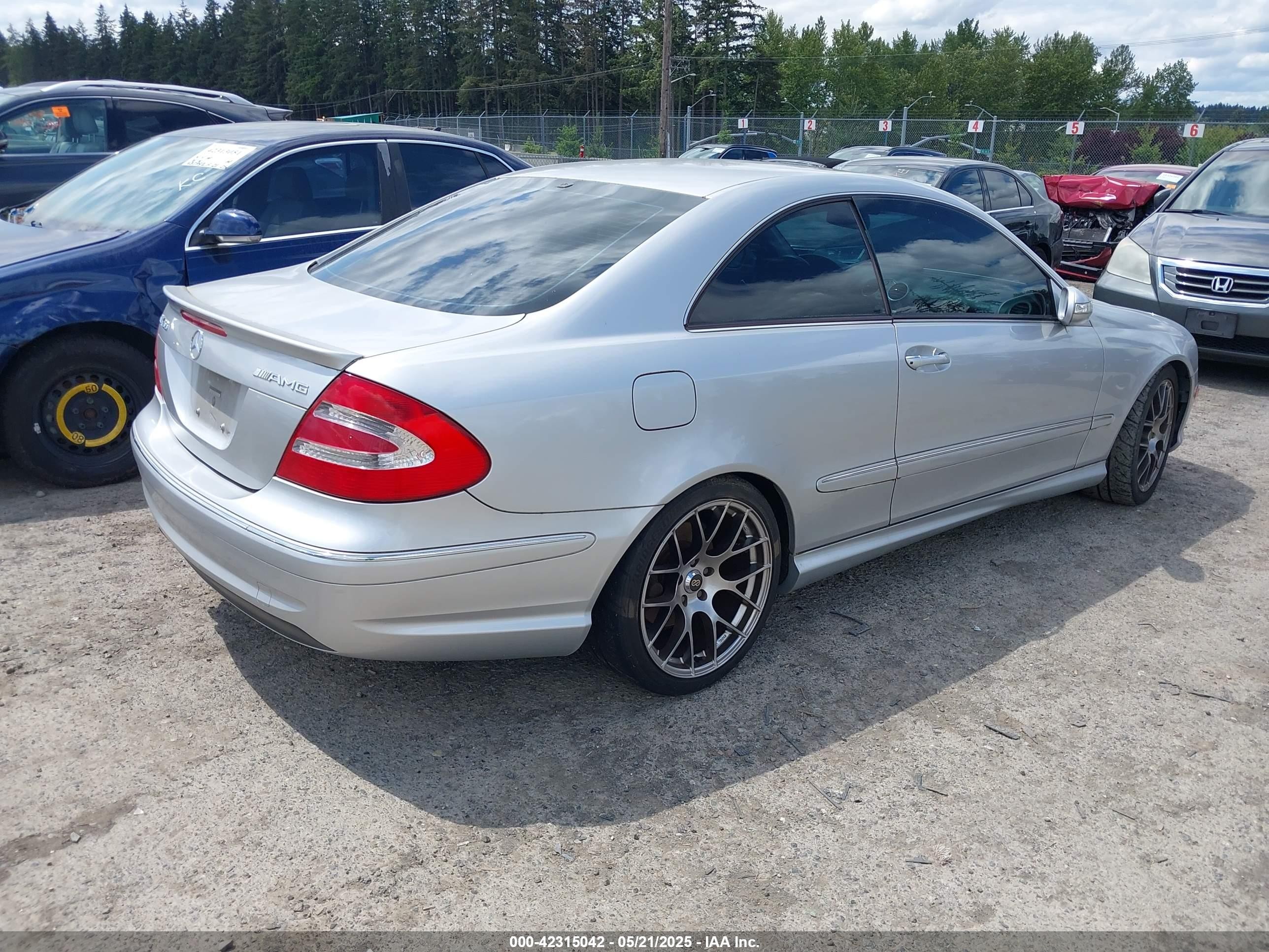 2003 Mercedes-benz Clk 55 Amg   Silver vin: WDBTJ76H13F035842