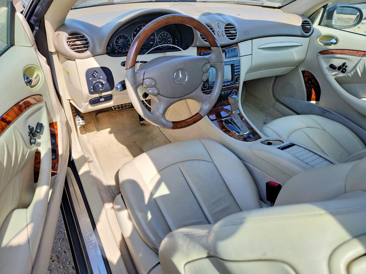 2009 Mercedes-benz Clk 350 Black vin: WDBTK56F09F262609
