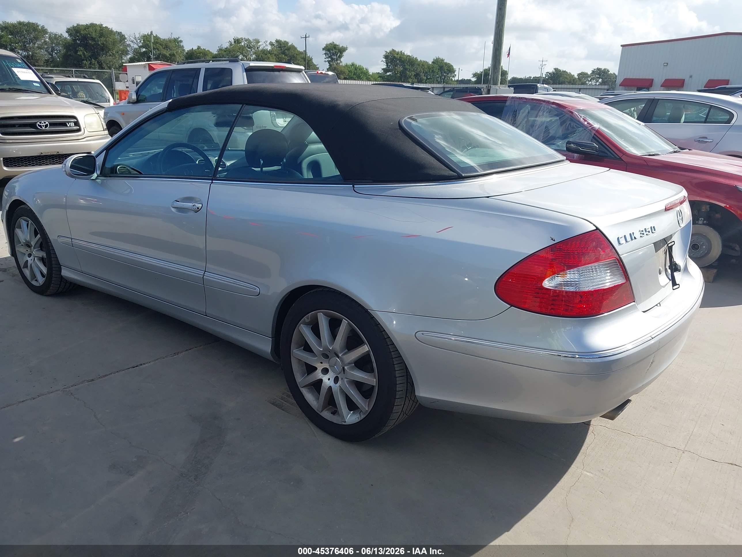 2007 Mercedes-benz Clk 350   Silver vin: WDBTK56F17F212623