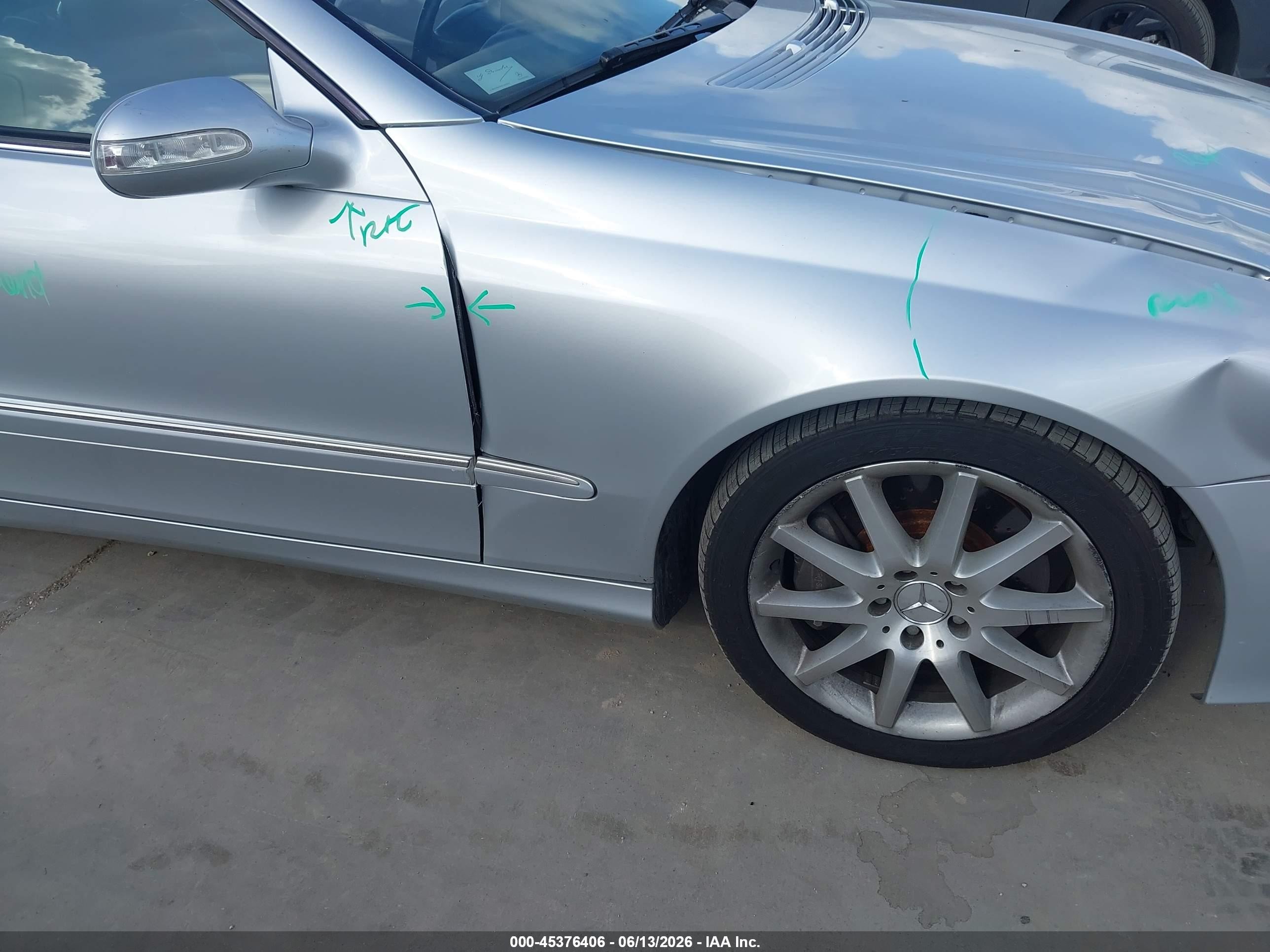 2007 Mercedes-benz Clk 350   Silver vin: WDBTK56F17F212623