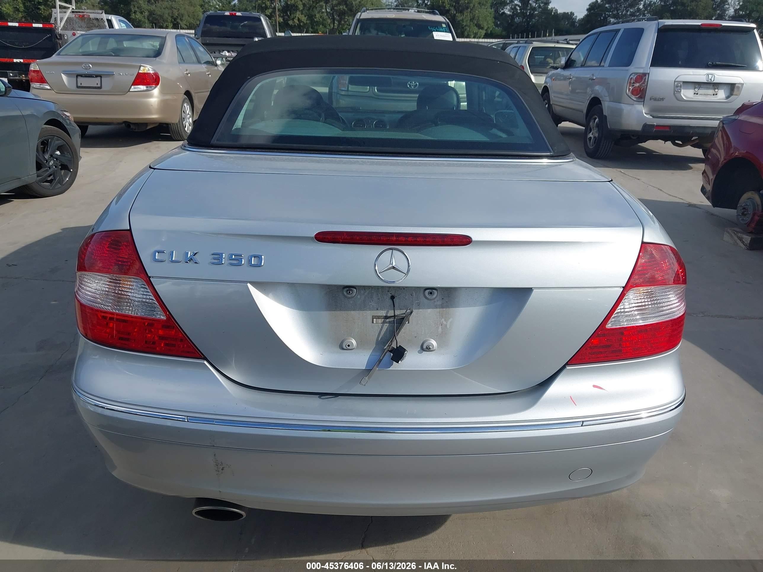 2007 Mercedes-benz Clk 350   Silver vin: WDBTK56F17F212623
