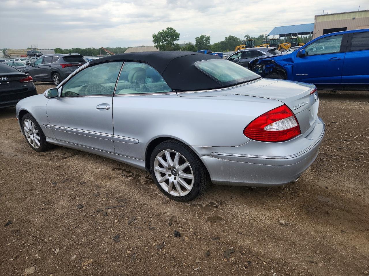 2007 Mercedes-benz Clk 350 Серебряный vin: WDBTK56F17T077838