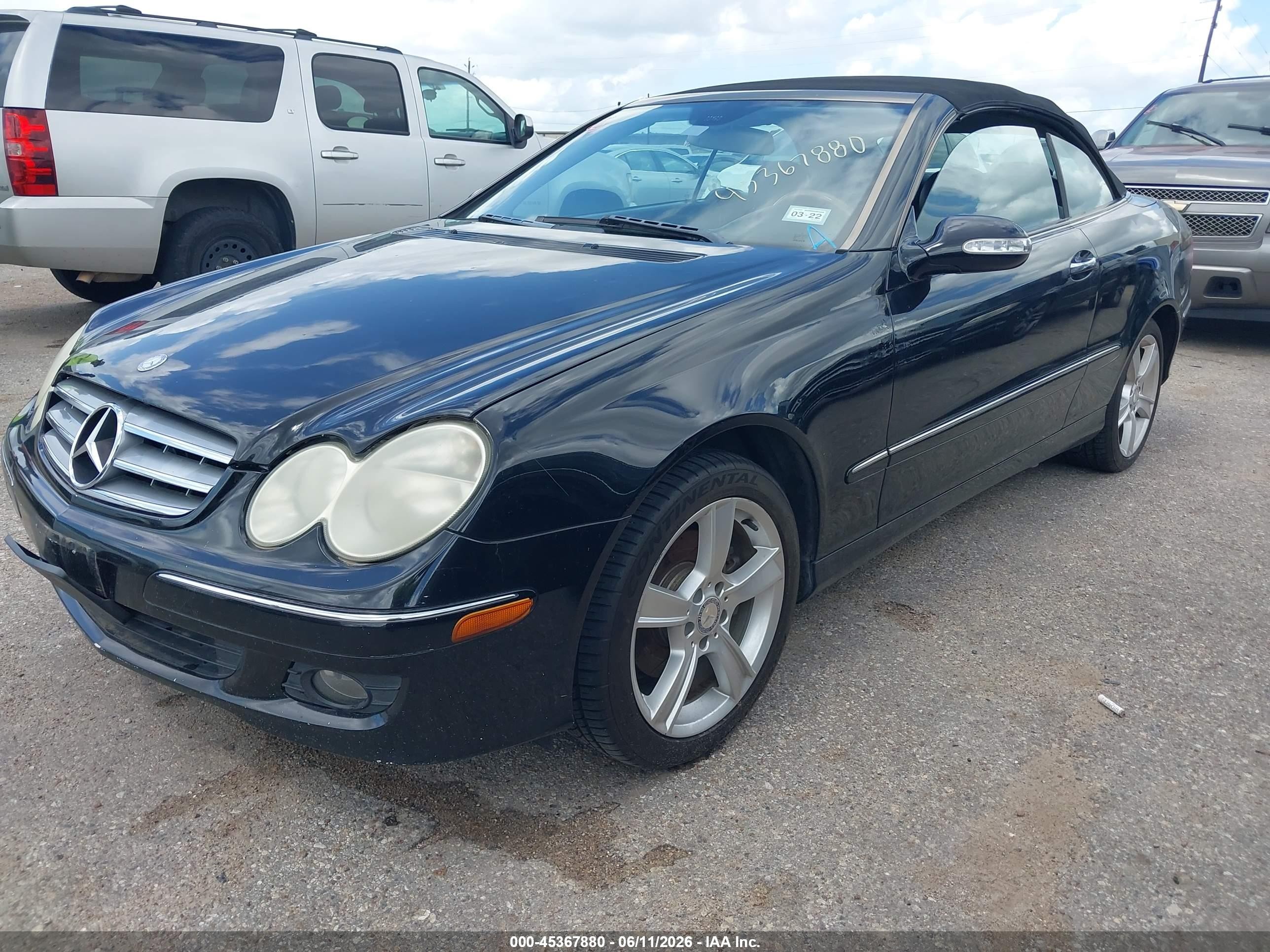 2008 Mercedes-benz Clk 350   Black vin: WDBTK56F18F236454