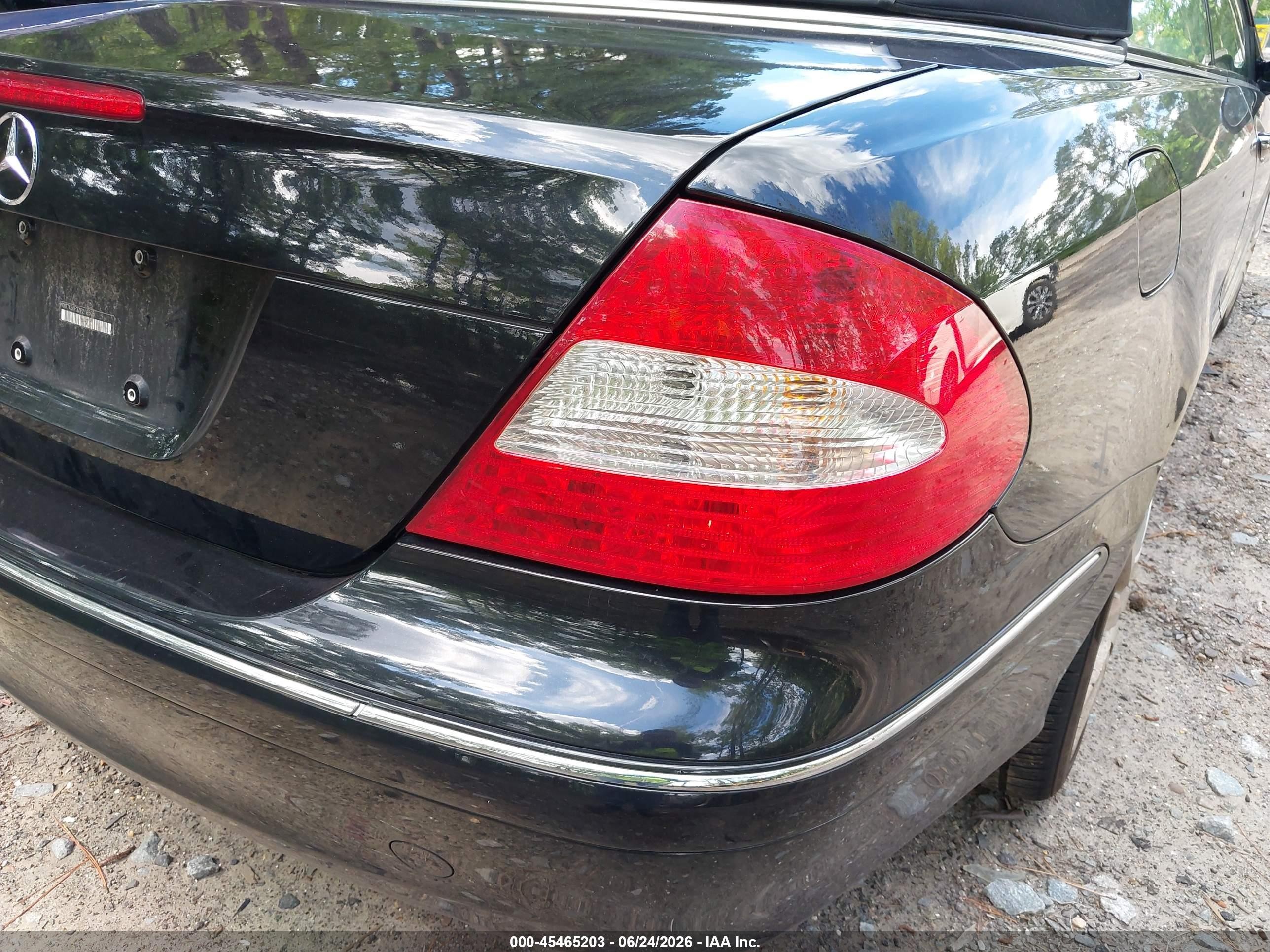 2007 Mercedes-benz Clk 350   Черный vin: WDBTK56F37F218505