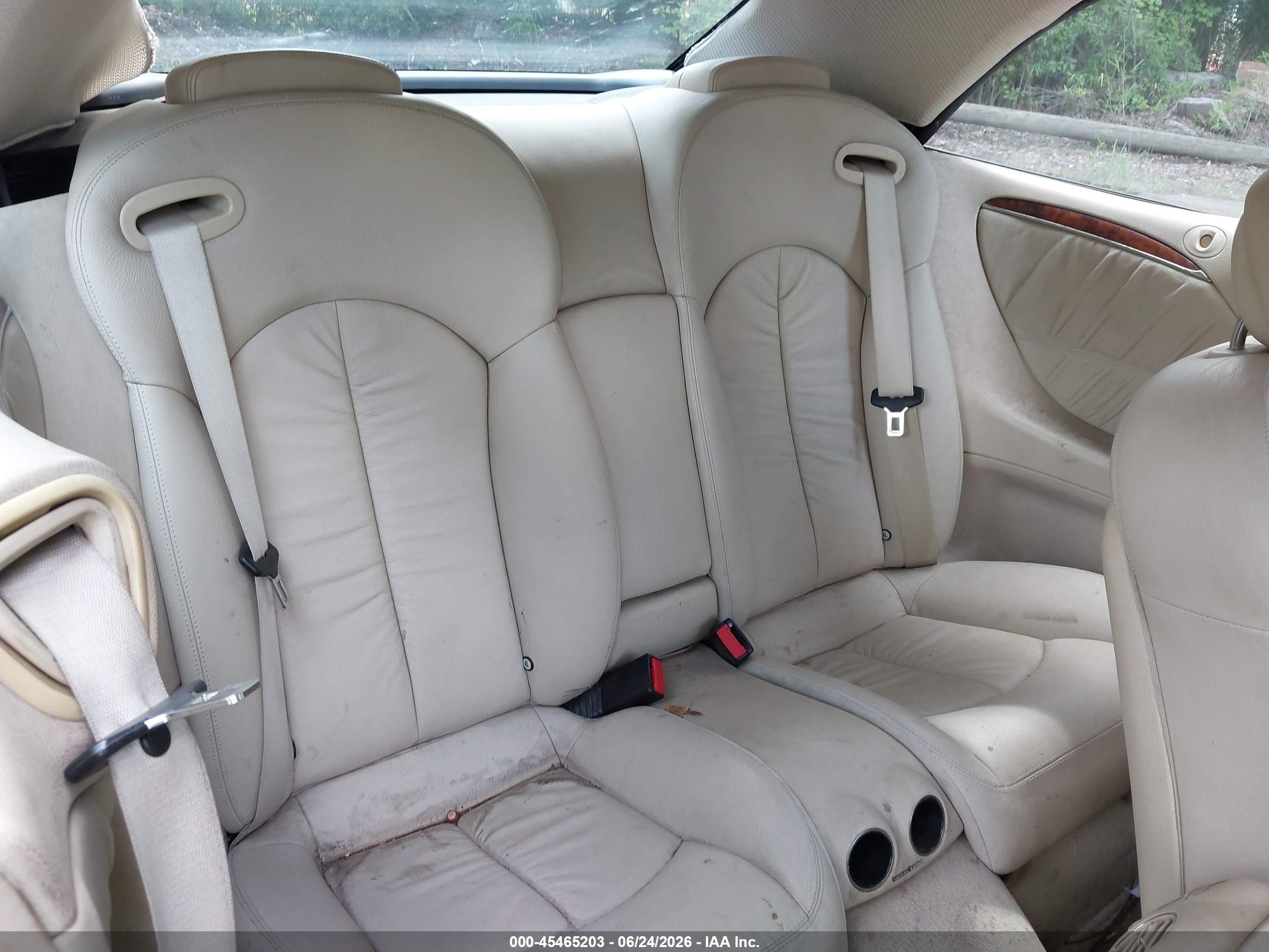 2007 Mercedes-benz Clk 350   Черный vin: WDBTK56F37F218505