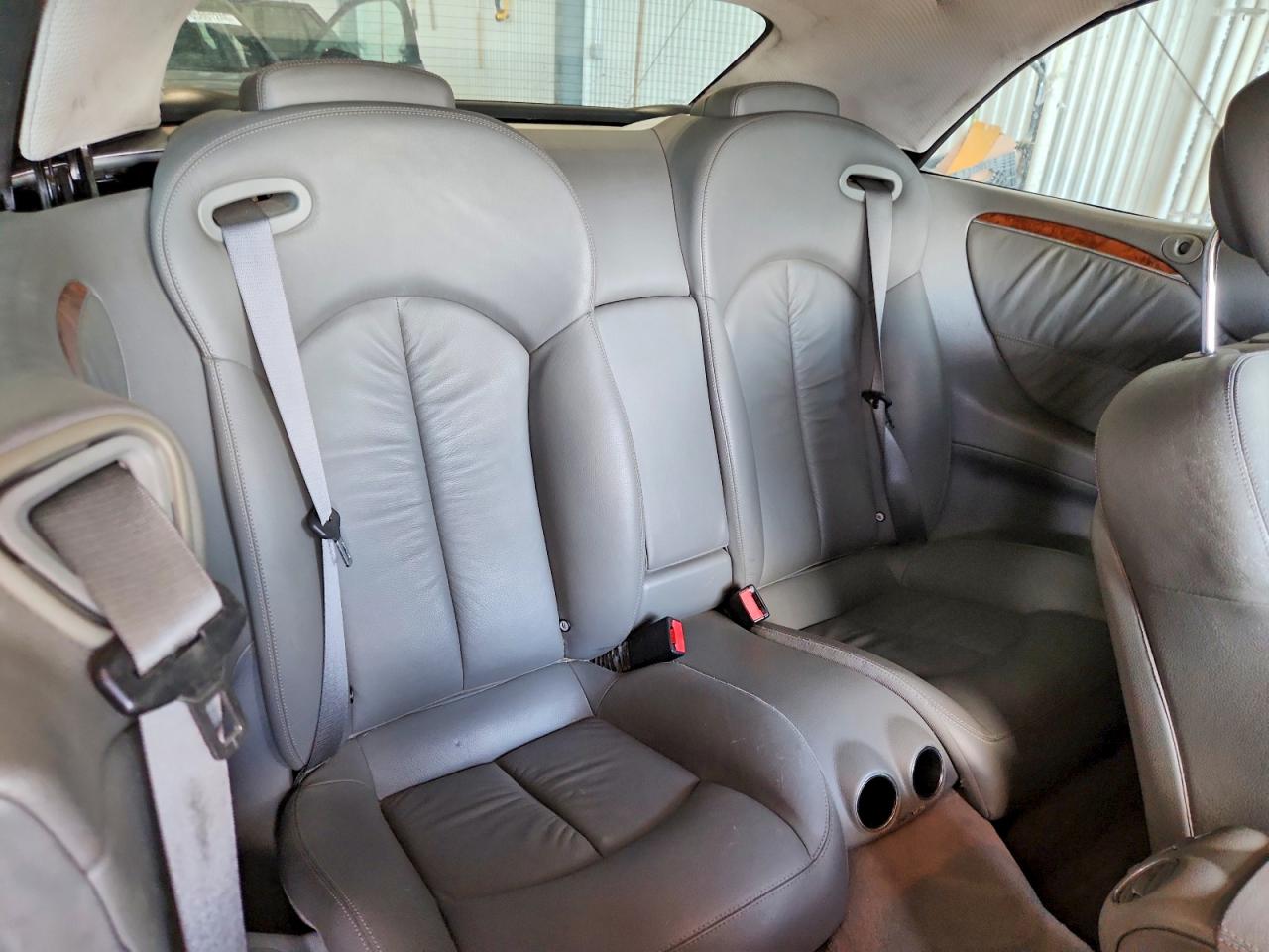 2008 Mercedes-benz Clk 350 Silver vin: WDBTK56F38F247553