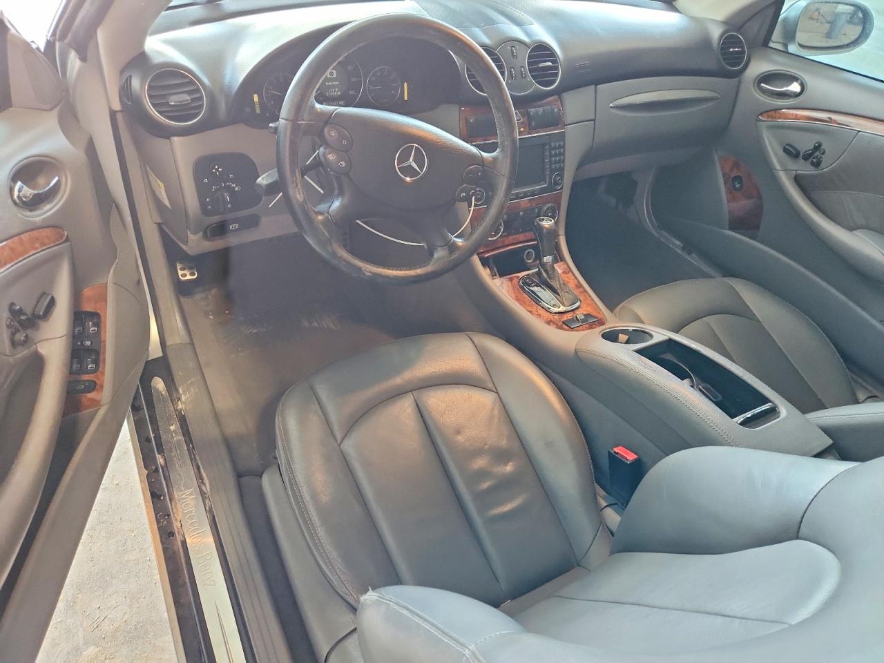 2008 Mercedes-benz Clk 350 Silver vin: WDBTK56F38F247553