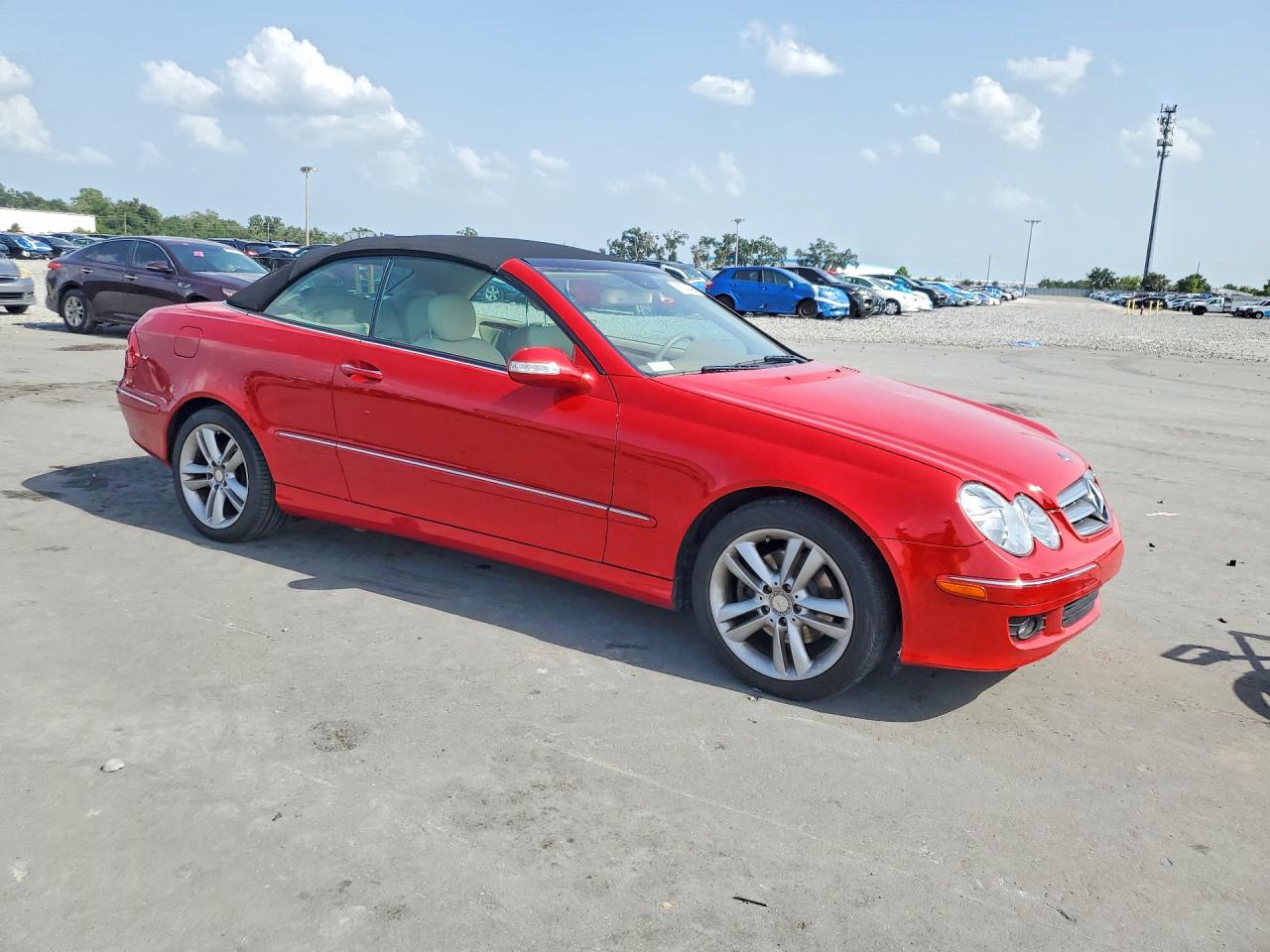 2008 Mercedes-benz Clk 350 Red vin: WDBTK56F38F252123
