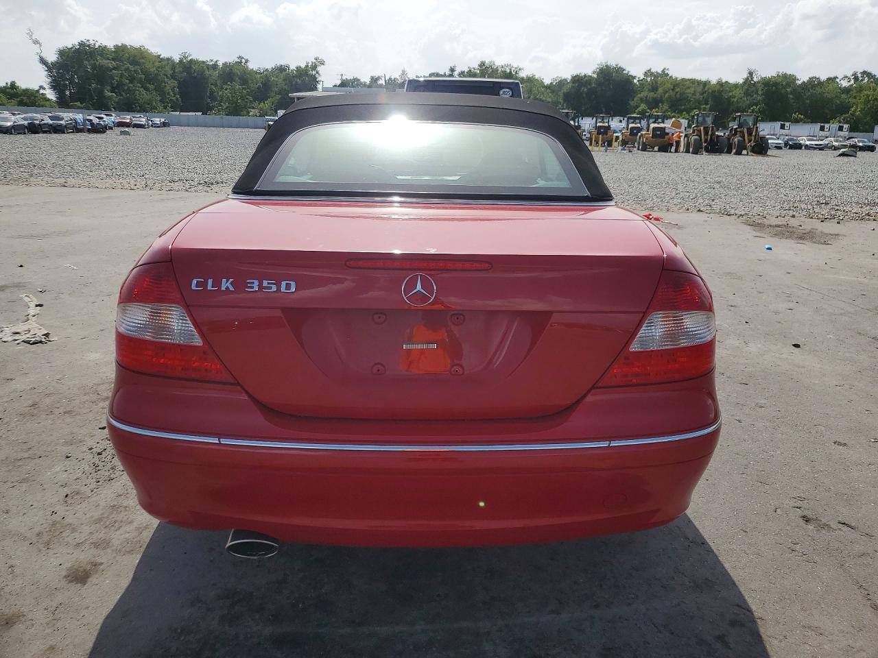 2008 Mercedes-benz Clk 350 Red vin: WDBTK56F38F252123