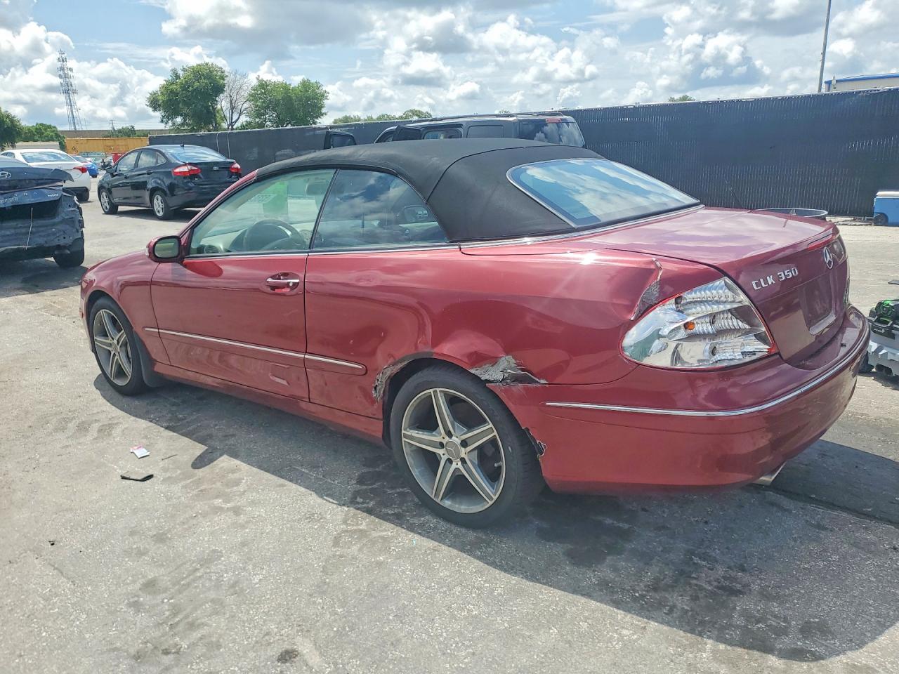 2009 Mercedes-benz Clk 350 Red vin: WDBTK56F39T108803