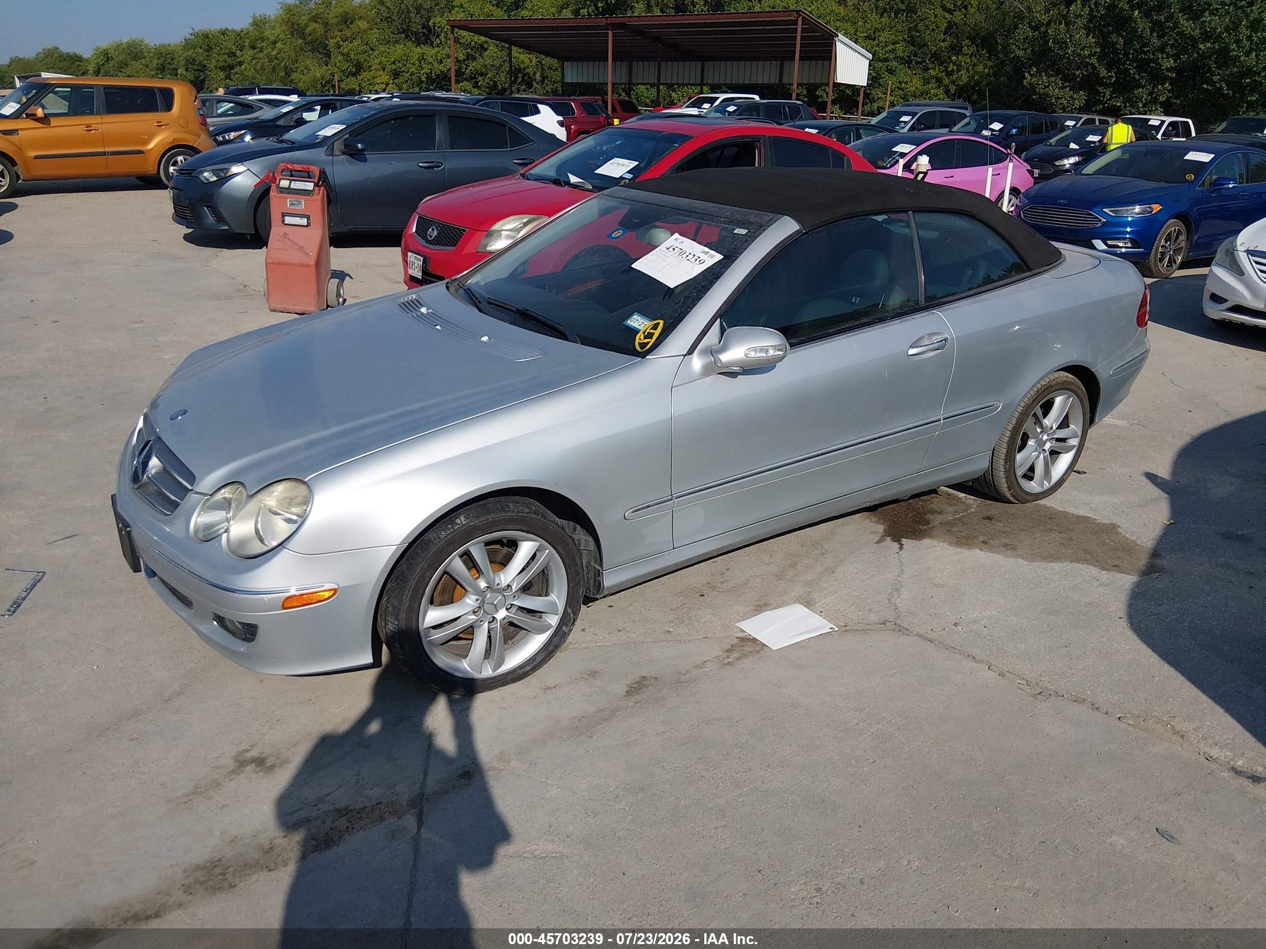 2007 Mercedes-benz Clk 350   Silver vin: WDBTK56F47F224944