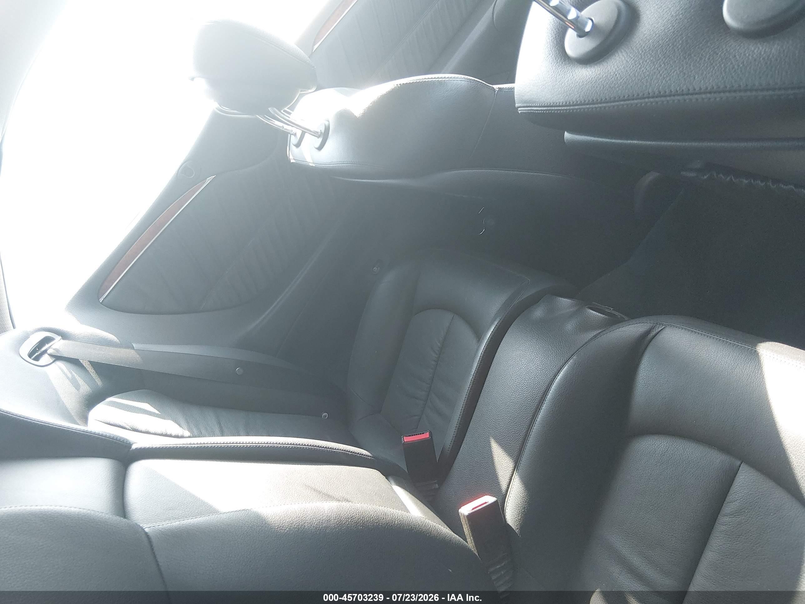 2007 Mercedes-benz Clk 350   Silver vin: WDBTK56F47F224944