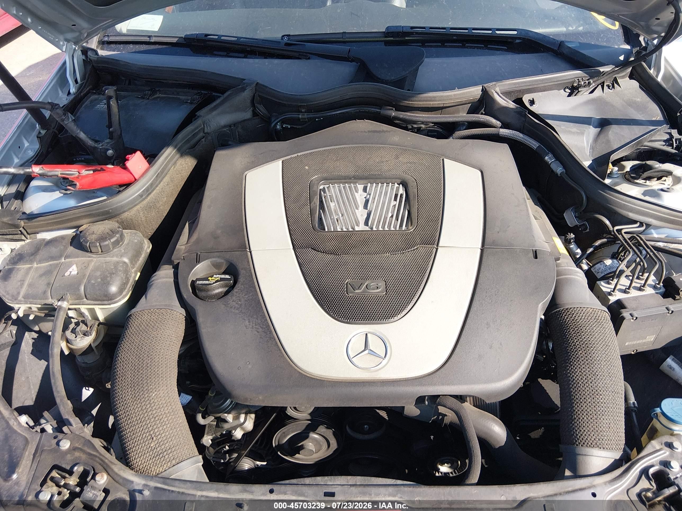 2007 Mercedes-benz Clk 350   Silver vin: WDBTK56F47F224944
