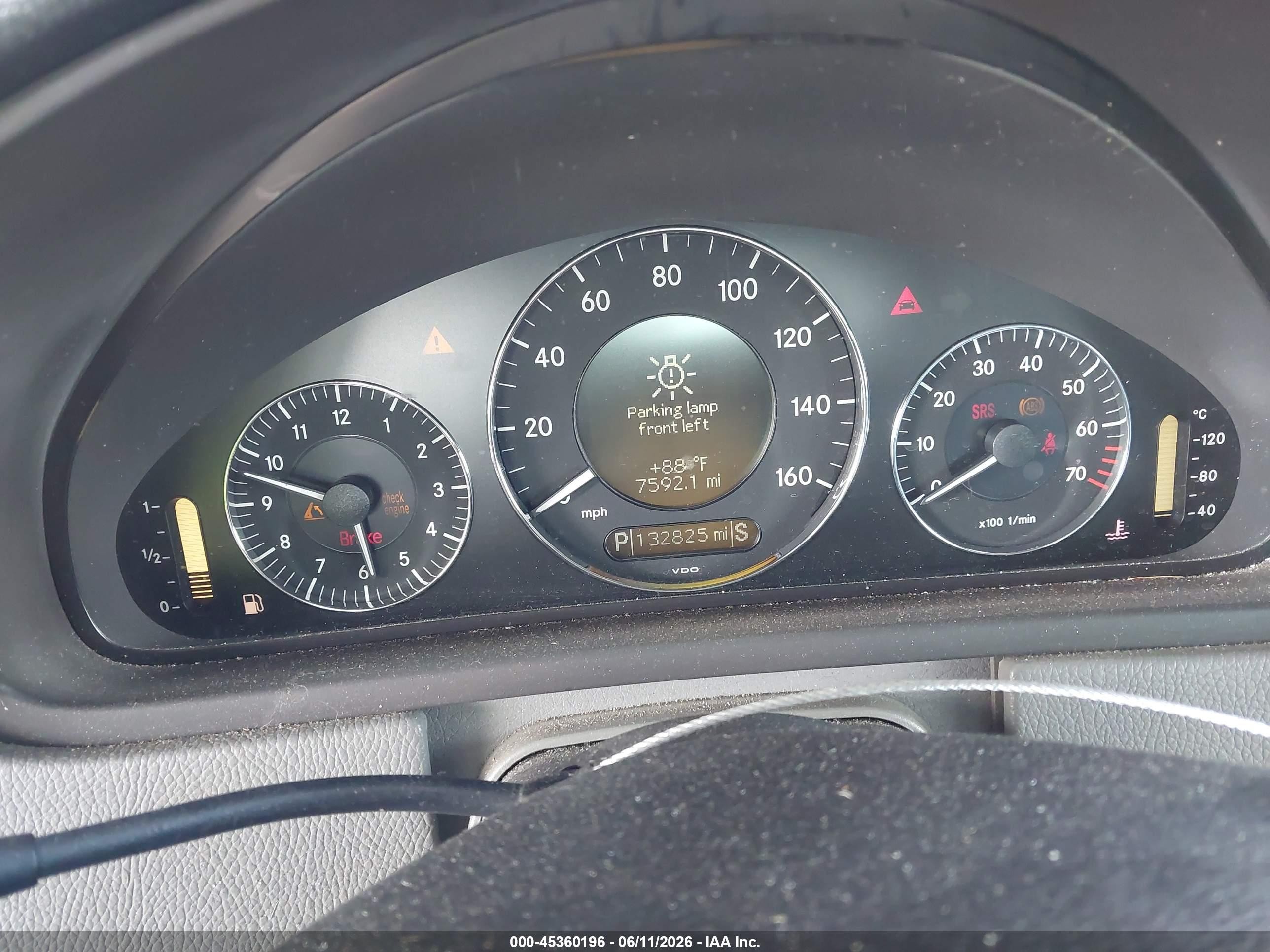 2007 Mercedes-benz Clk 350   Silver vin: WDBTK56F47T085786