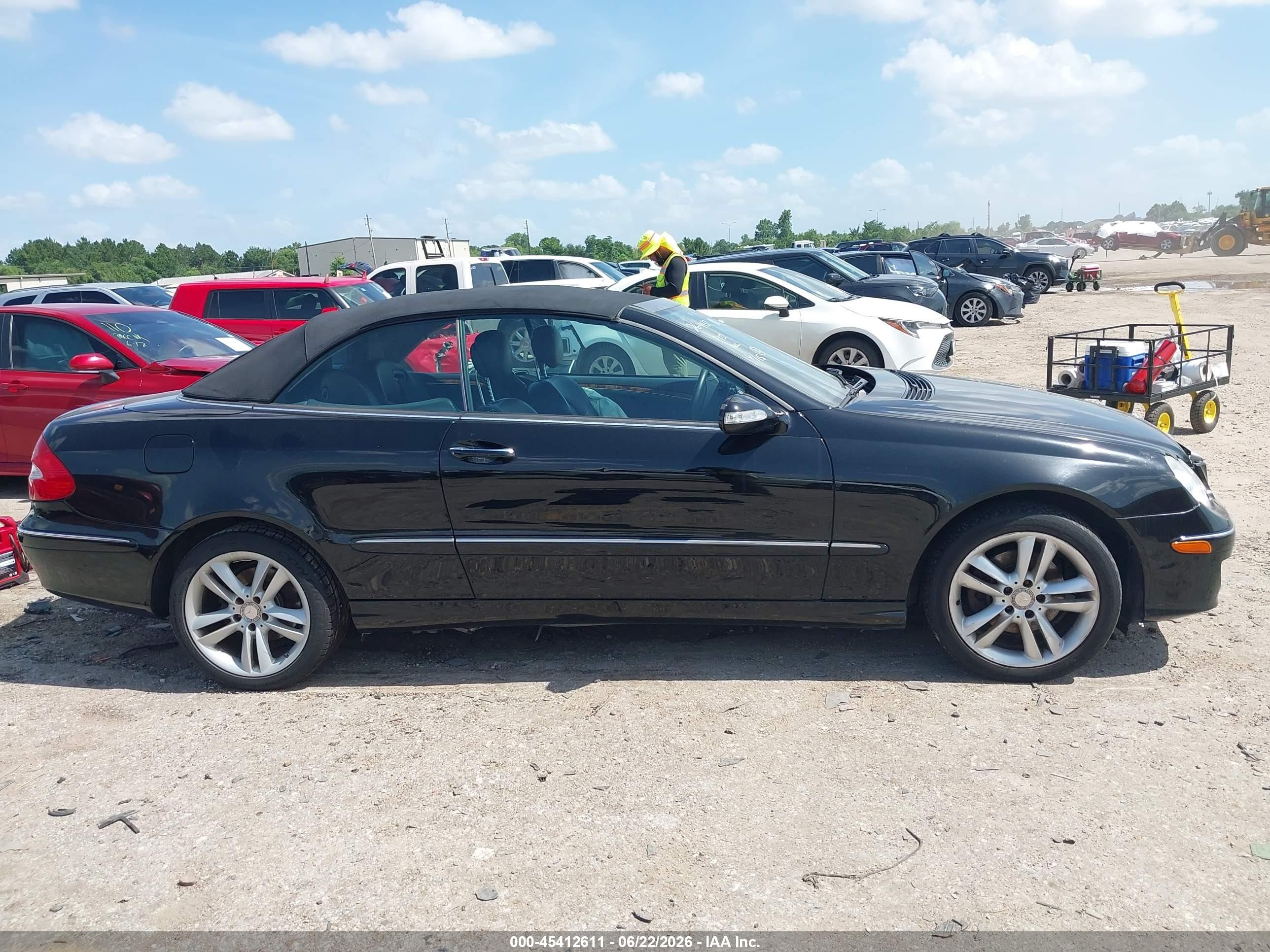 2008 Mercedes-benz Clk 350   Black vin: WDBTK56F48T093050