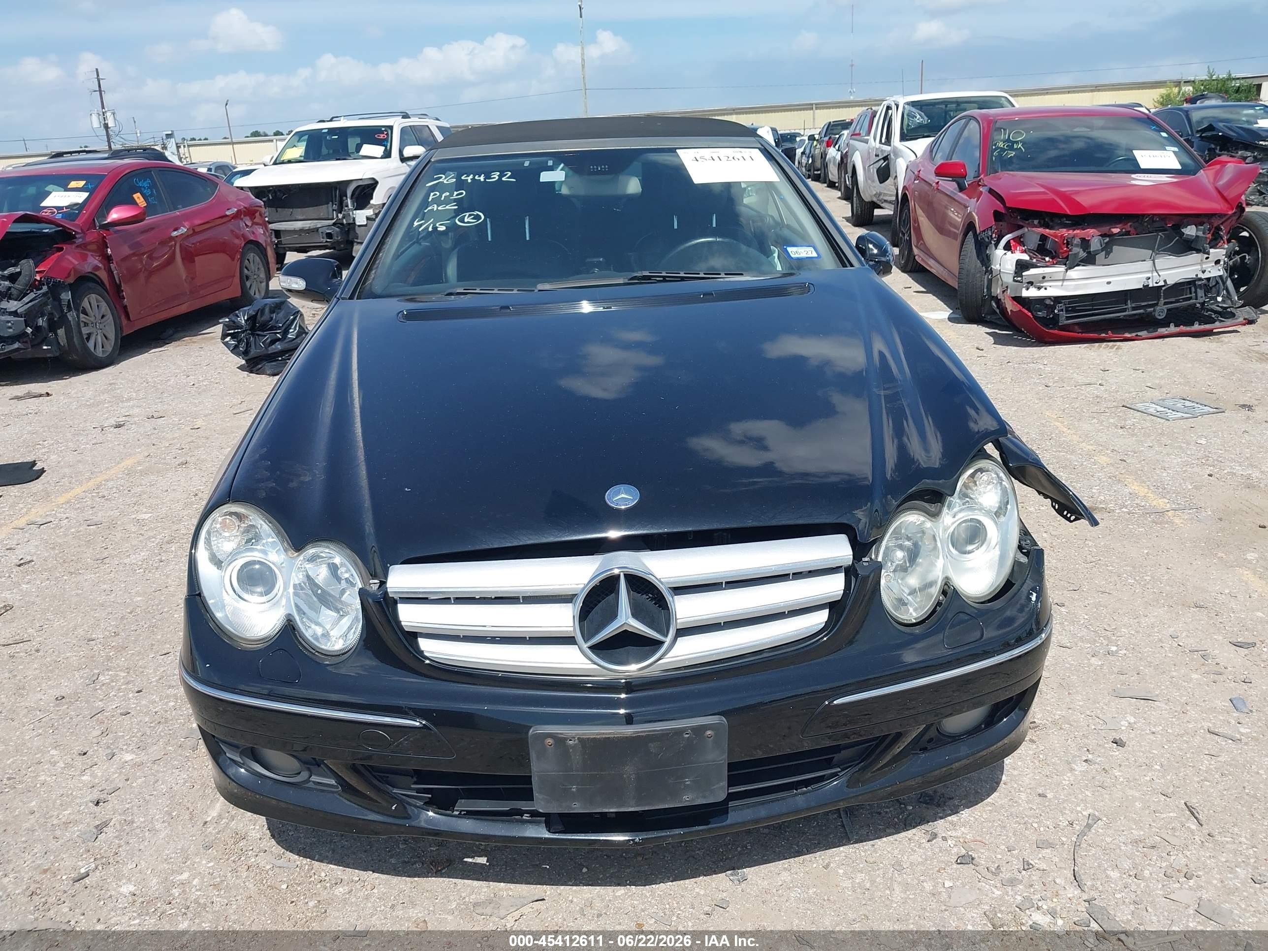 2008 Mercedes-benz Clk 350   Black vin: WDBTK56F48T093050