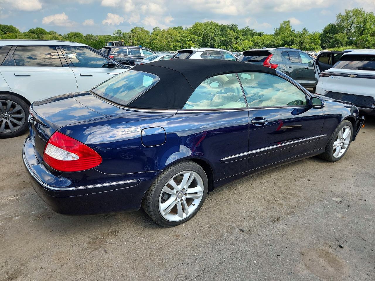 2009 Mercedes-benz Clk 350 Blue vin: WDBTK56F59T107474