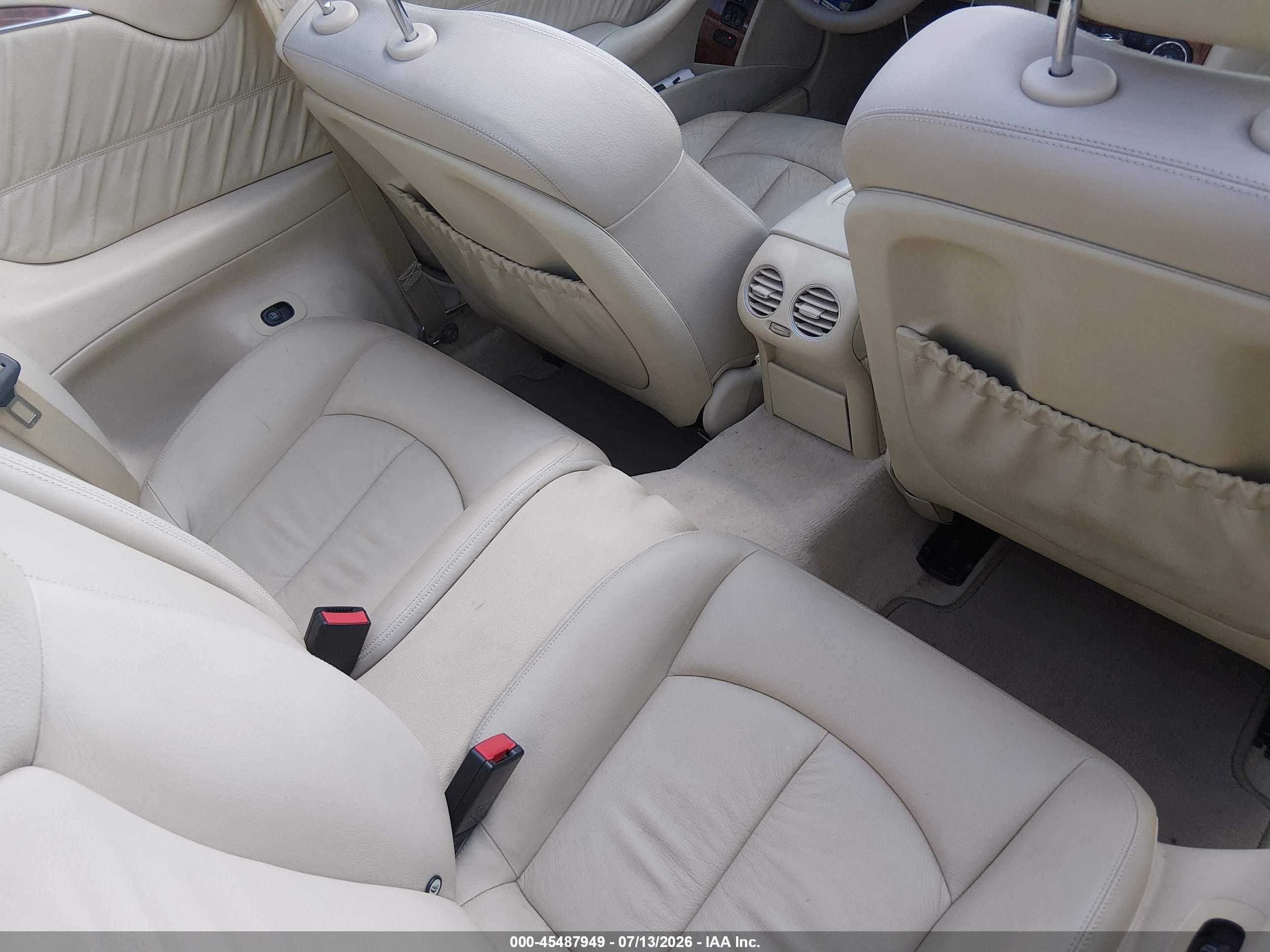 2007 Mercedes-benz Clk 350   Silver vin: WDBTK56F67F209636