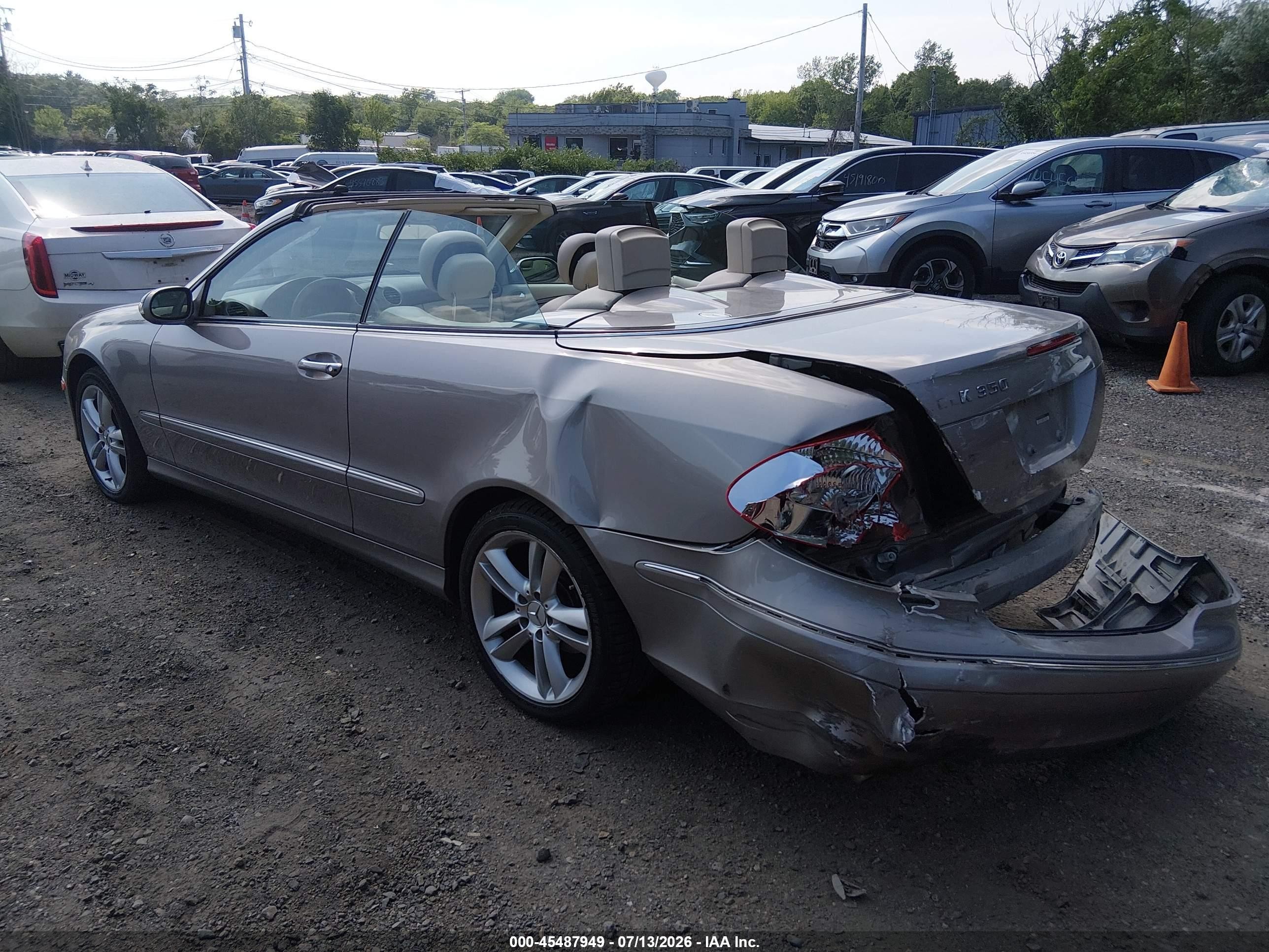 2007 Mercedes-benz Clk 350   Silver vin: WDBTK56F67F209636
