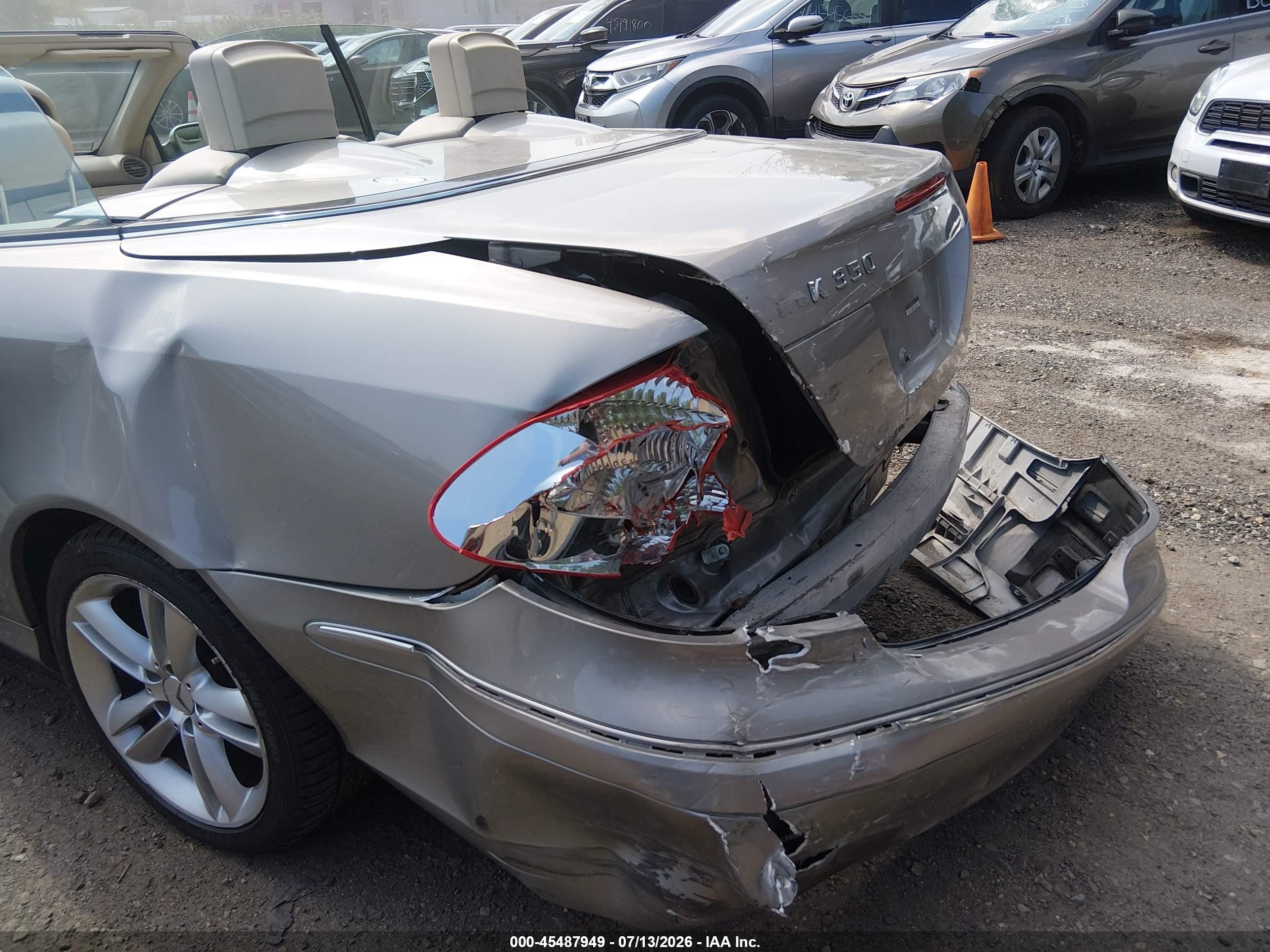 2007 Mercedes-benz Clk 350   Silver vin: WDBTK56F67F209636