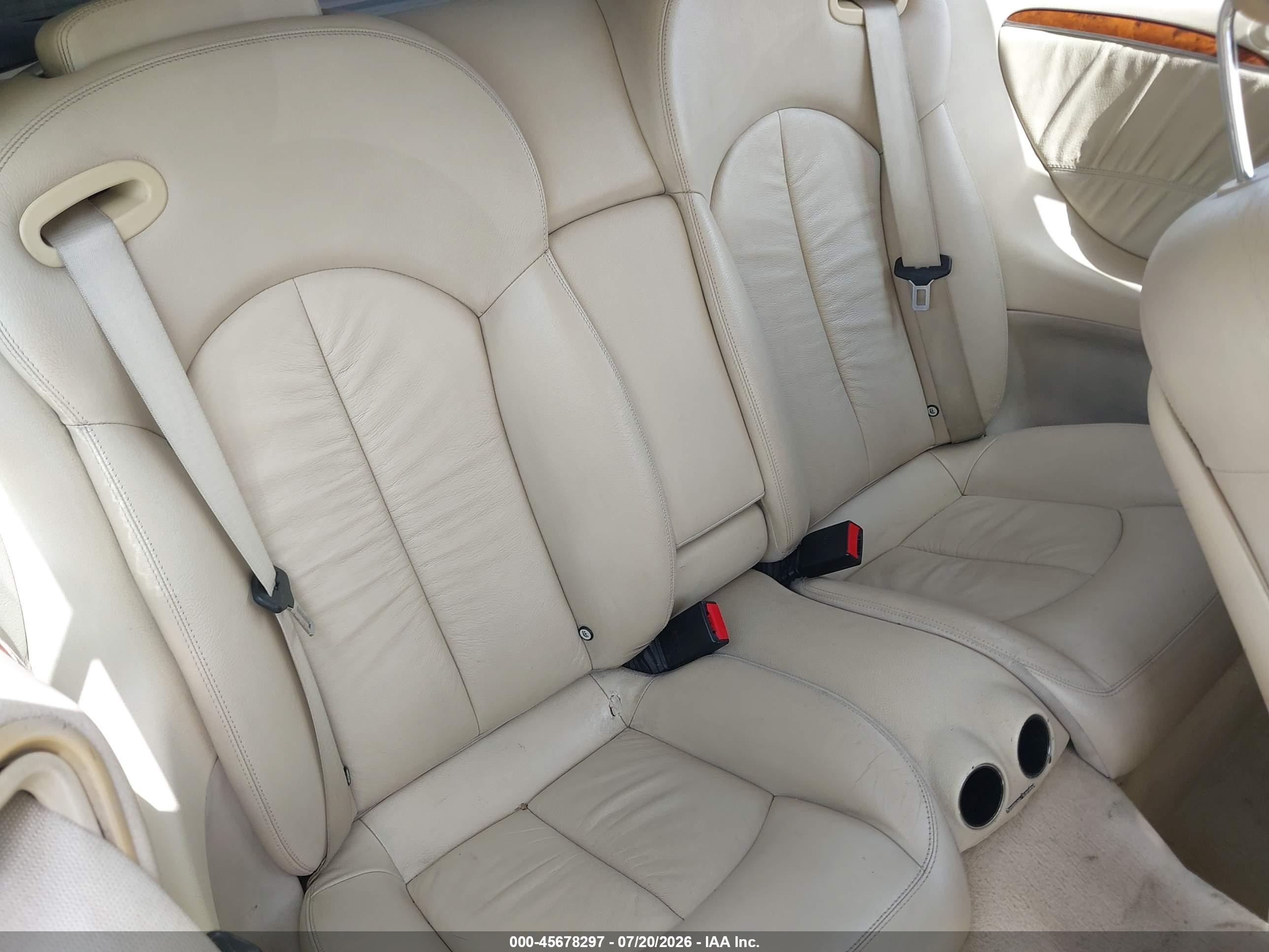 2008 Mercedes-benz Clk 350   White vin: WDBTK56F68F237101