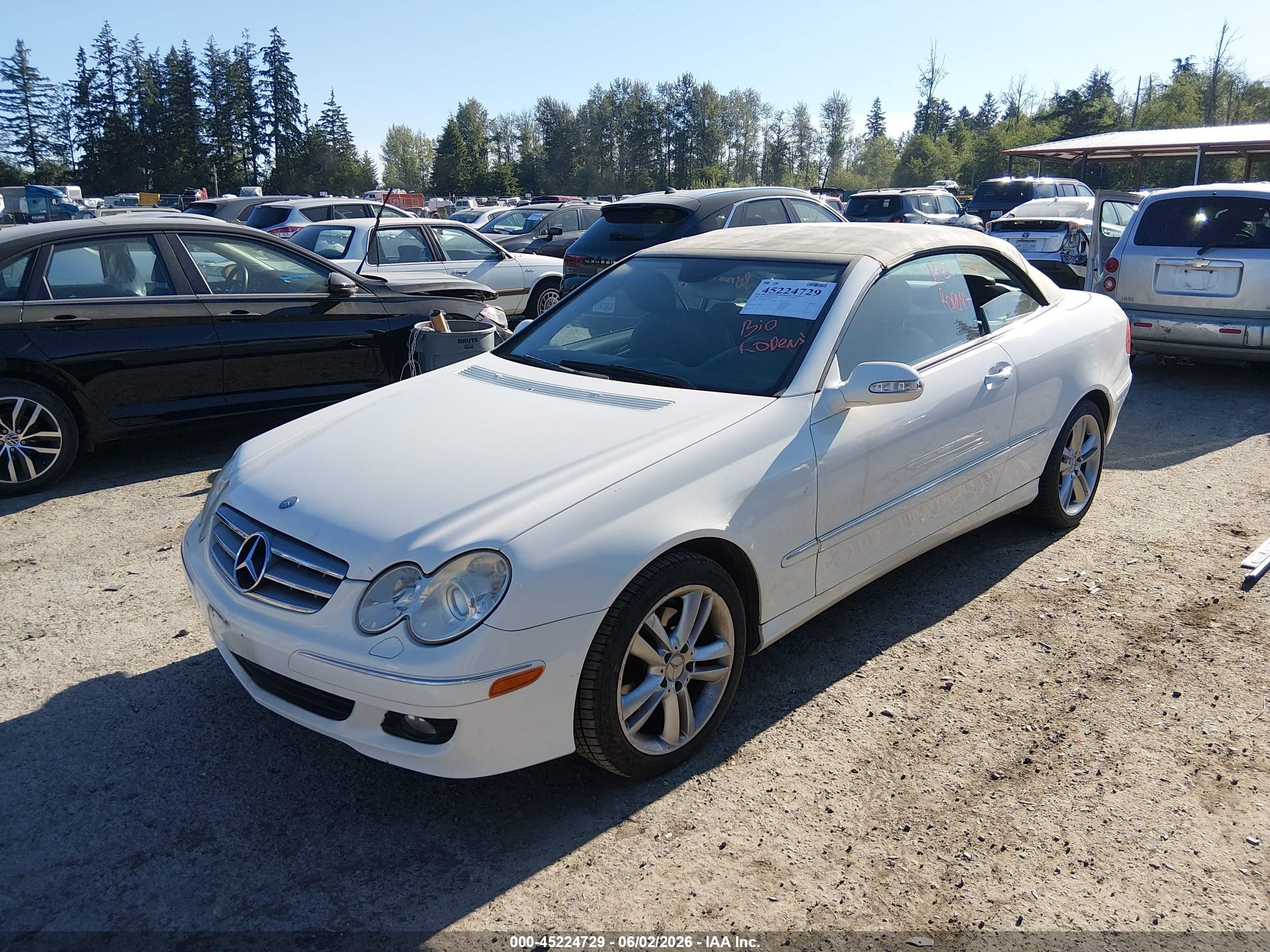 2006 Mercedes-benz Clk 350   White vin: WDBTK56F76T073114