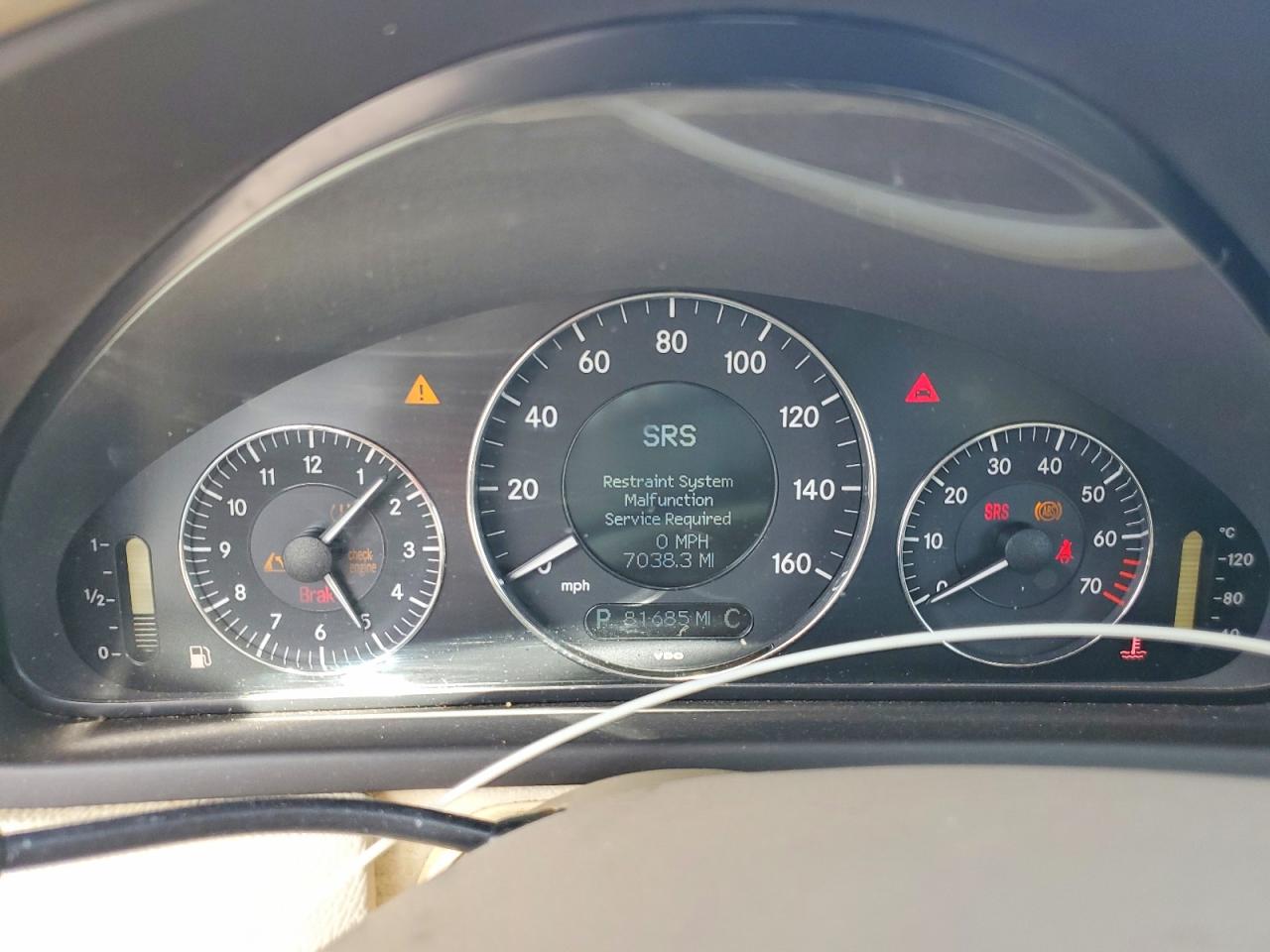 2008 Mercedes-benz Clk 350 White vin: WDBTK56F78T096962