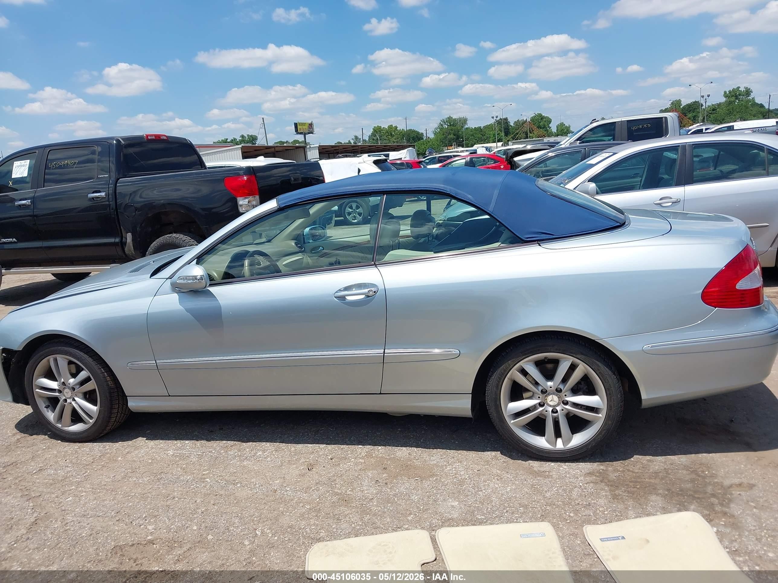 2008 Mercedes-benz Clk 350   Light Blue vin: WDBTK56F78T099229