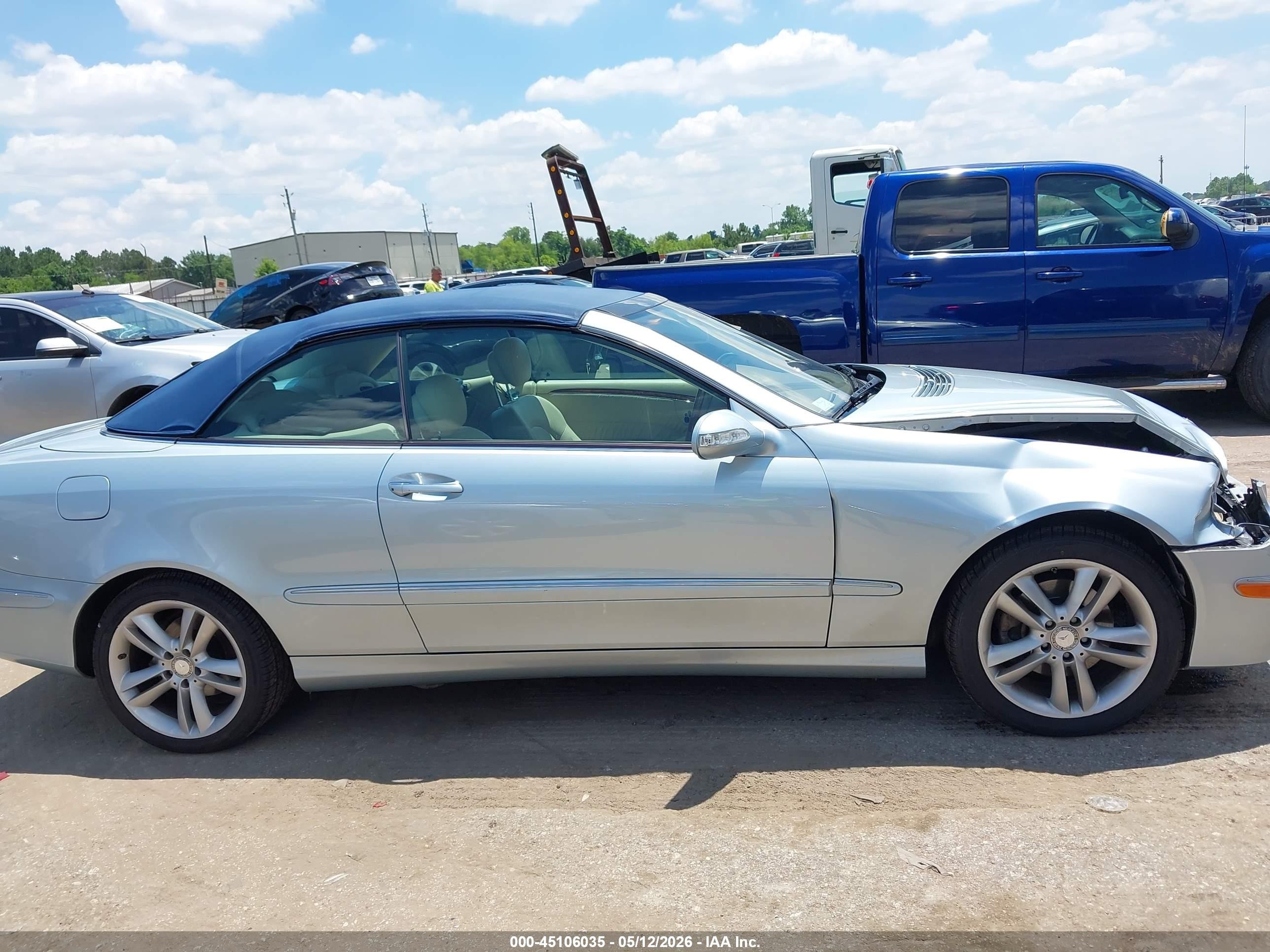2008 Mercedes-benz Clk 350   Light Blue vin: WDBTK56F78T099229