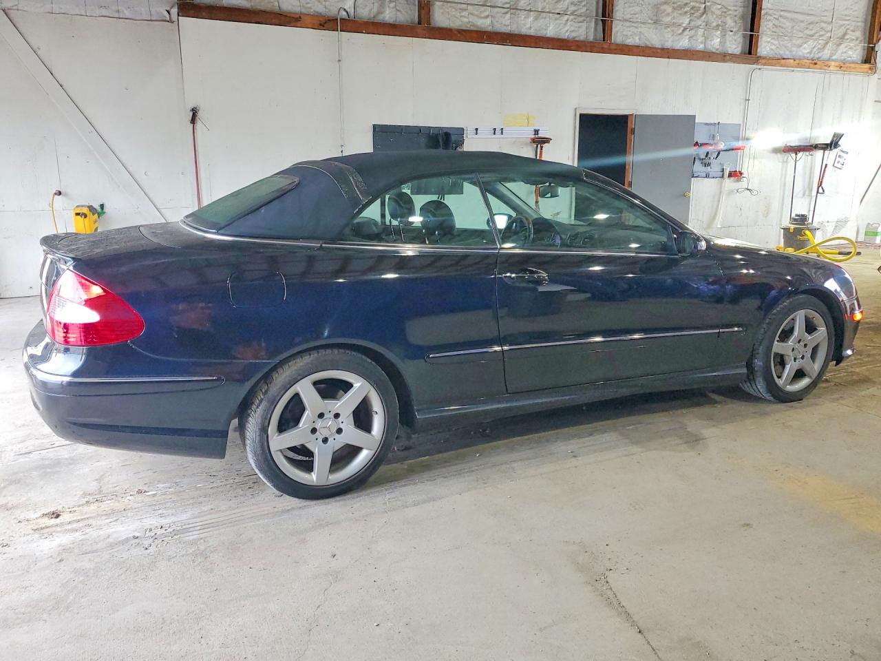 2009 Mercedes-benz Clk 350 Black vin: WDBTK56F79T105256