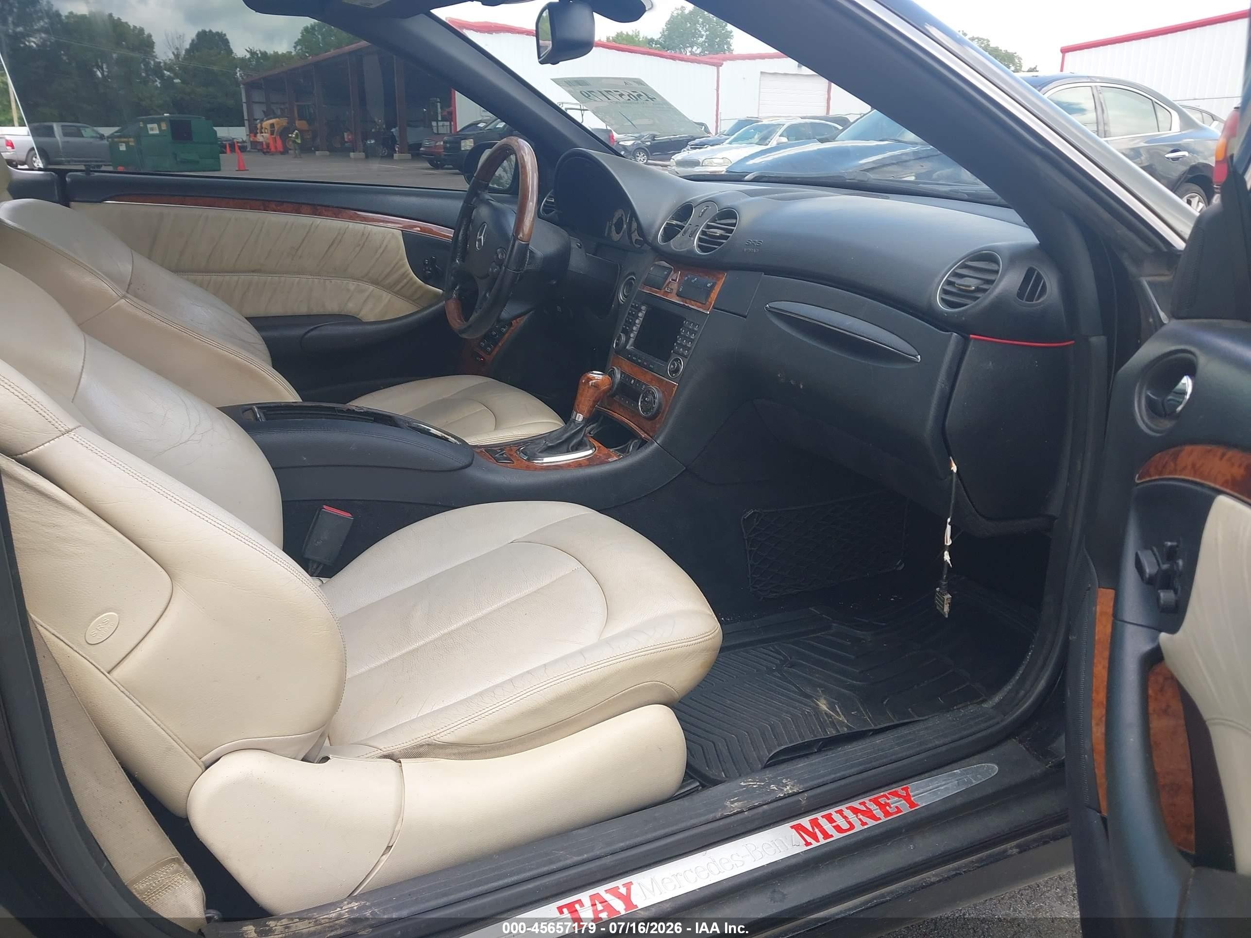 2007 Mercedes-benz Clk 350   Black vin: WDBTK56F87F231301