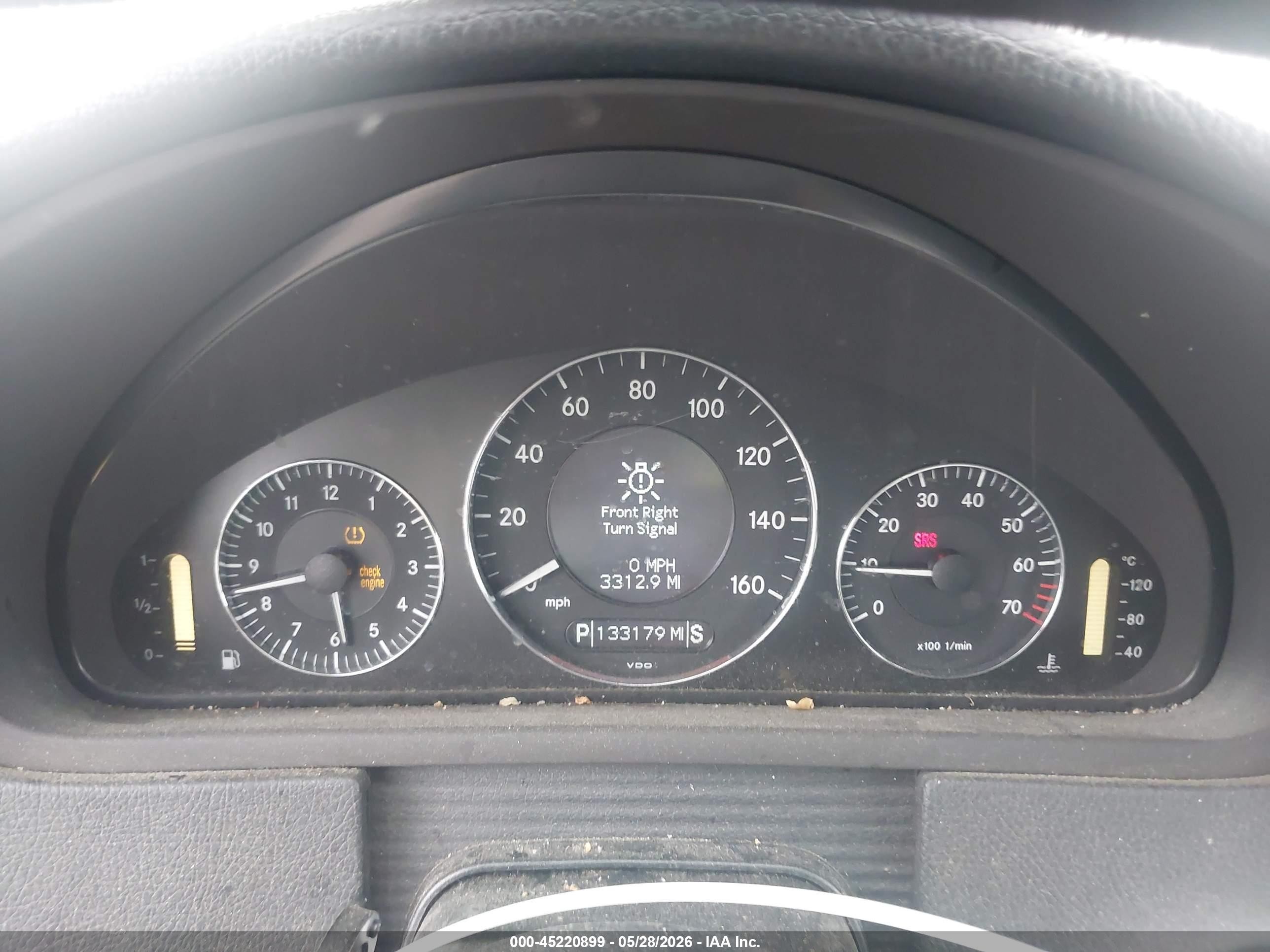 2008 Mercedes-benz Clk 350   Black vin: WDBTK56F88F256085