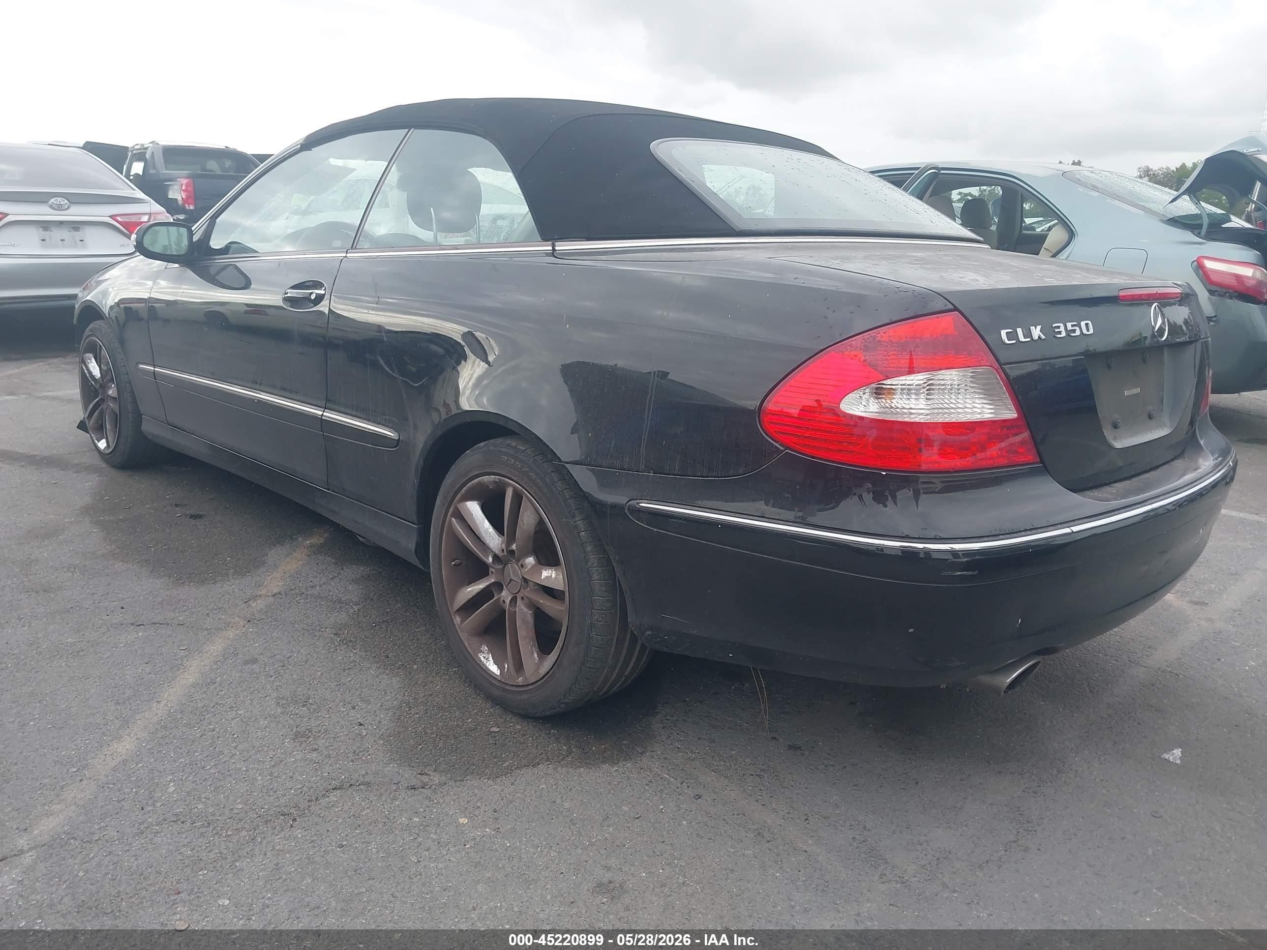 2008 Mercedes-benz Clk 350   Black vin: WDBTK56F88F256085