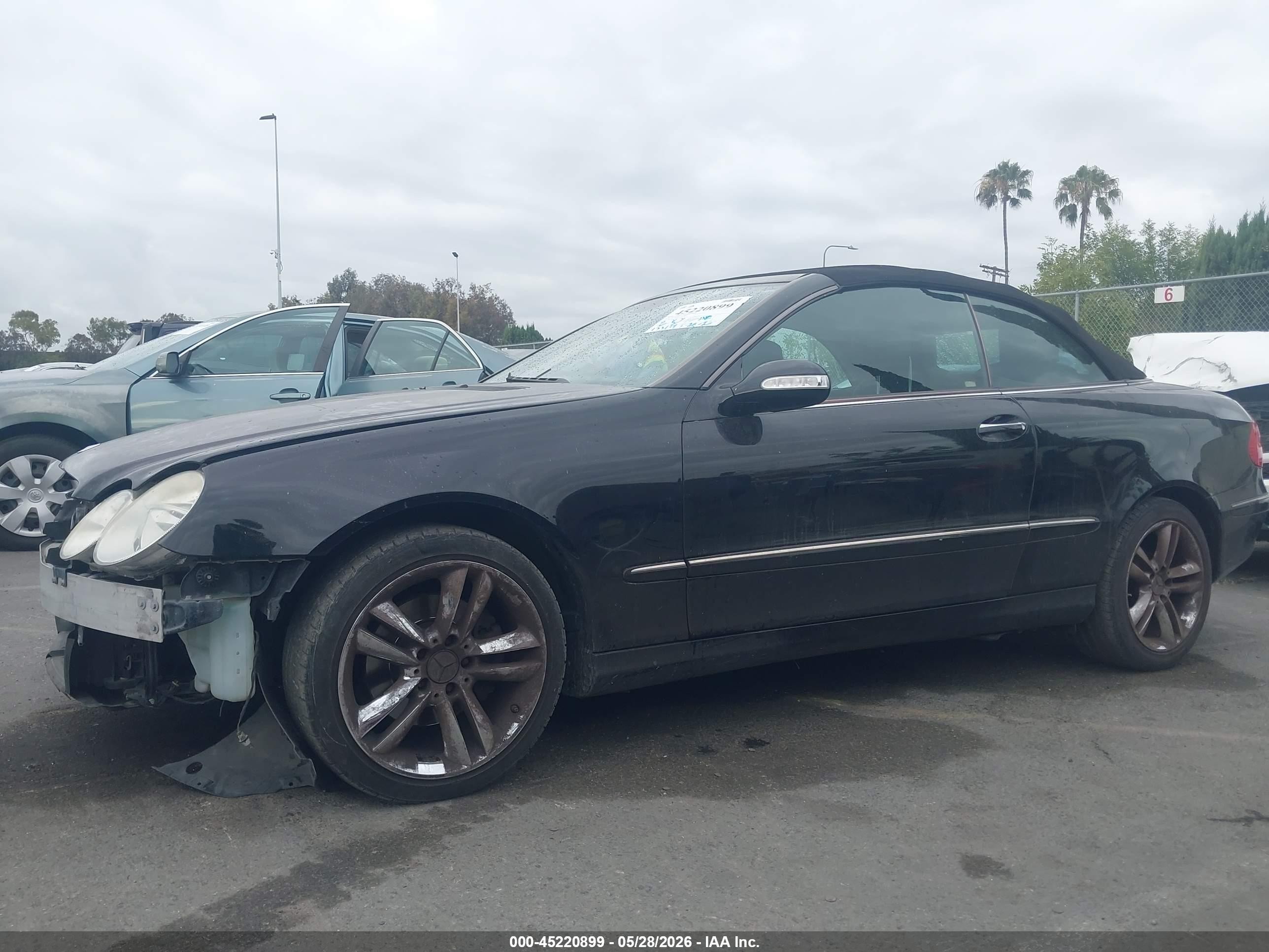 2008 Mercedes-benz Clk 350   Black vin: WDBTK56F88F256085