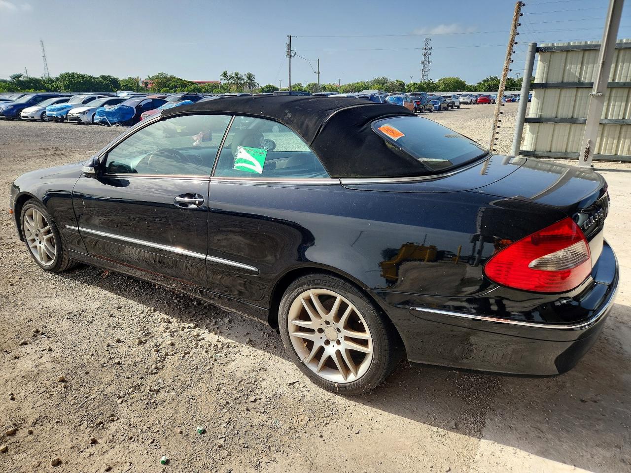 2009 Mercedes-benz Clk 350 Black vin: WDBTK56F89F266990