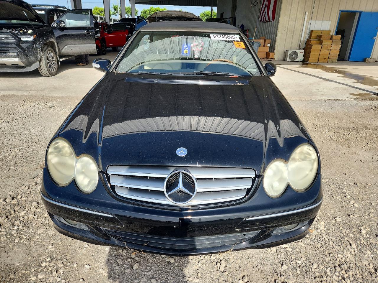 2009 Mercedes-benz Clk 350 Black vin: WDBTK56F89F266990