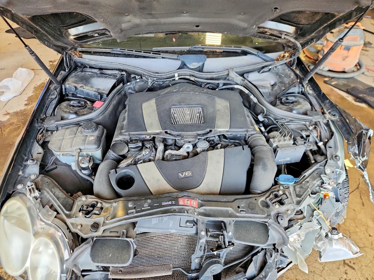 2009 Mercedes-benz Clk 350 Black vin: WDBTK56F89T105055