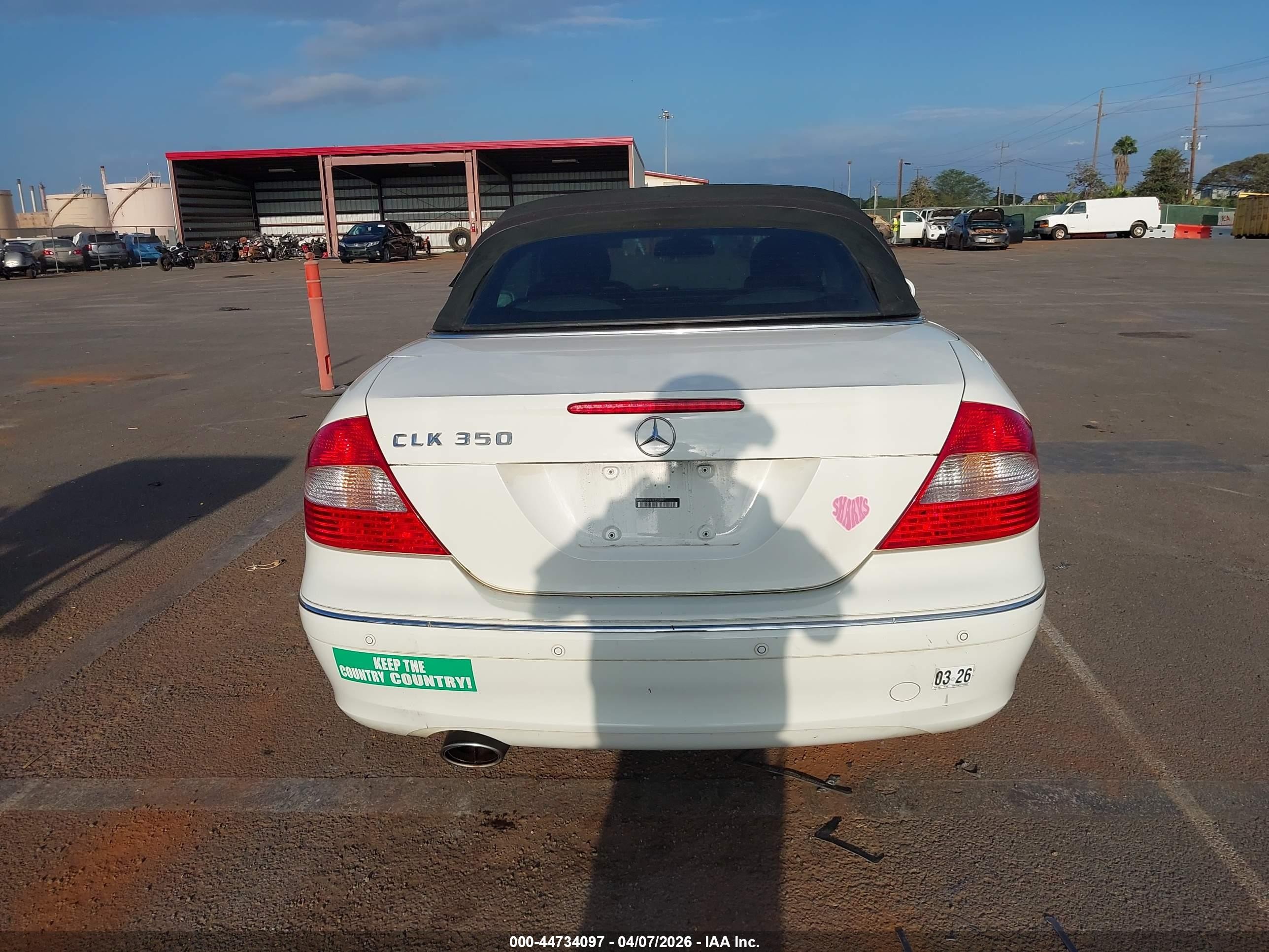 2007 Mercedes-benz Clk 350   White vin: WDBTK56F97F220887