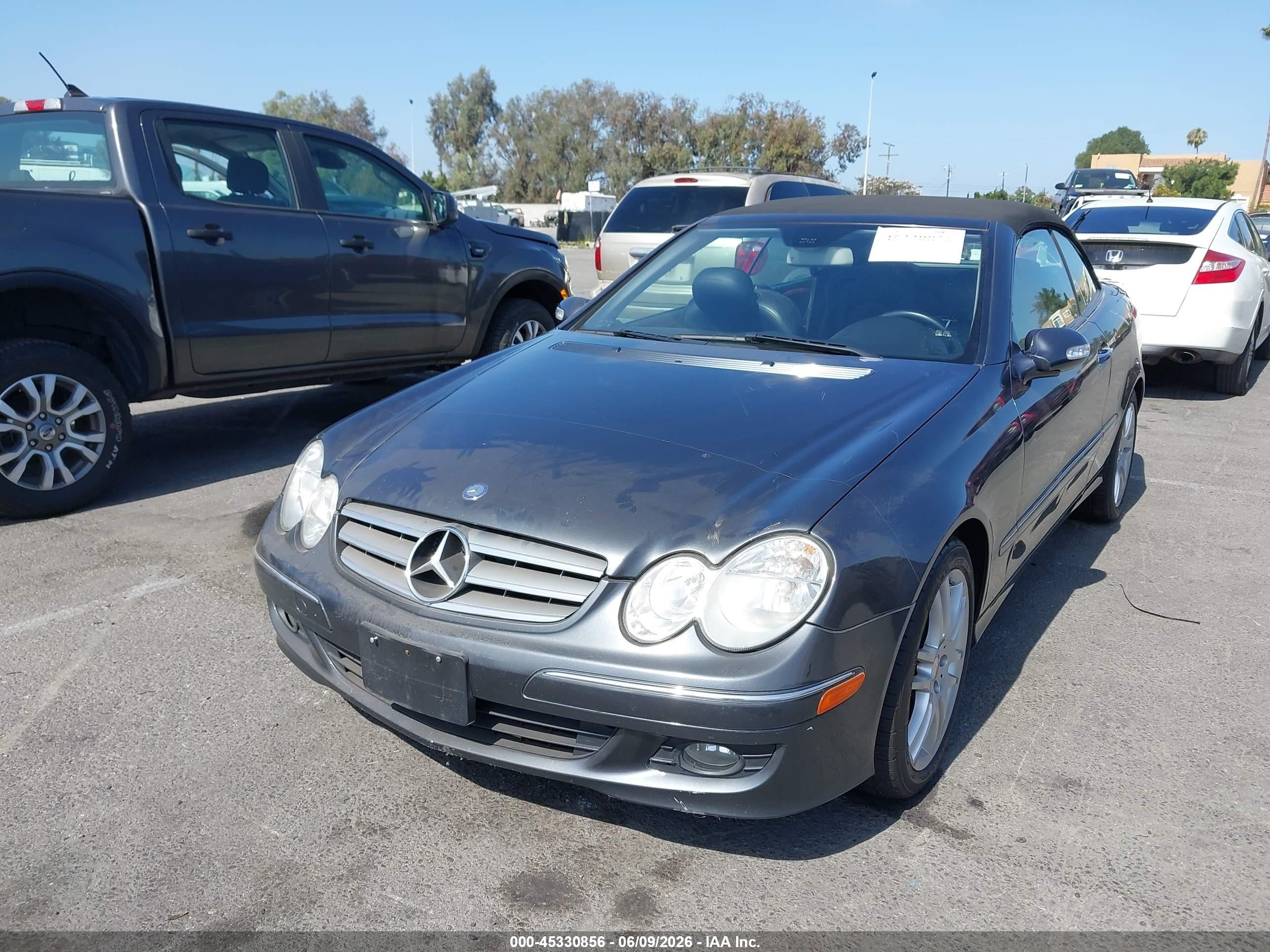 2009 Mercedes-benz Clk 350   Gray vin: WDBTK56F99T108465