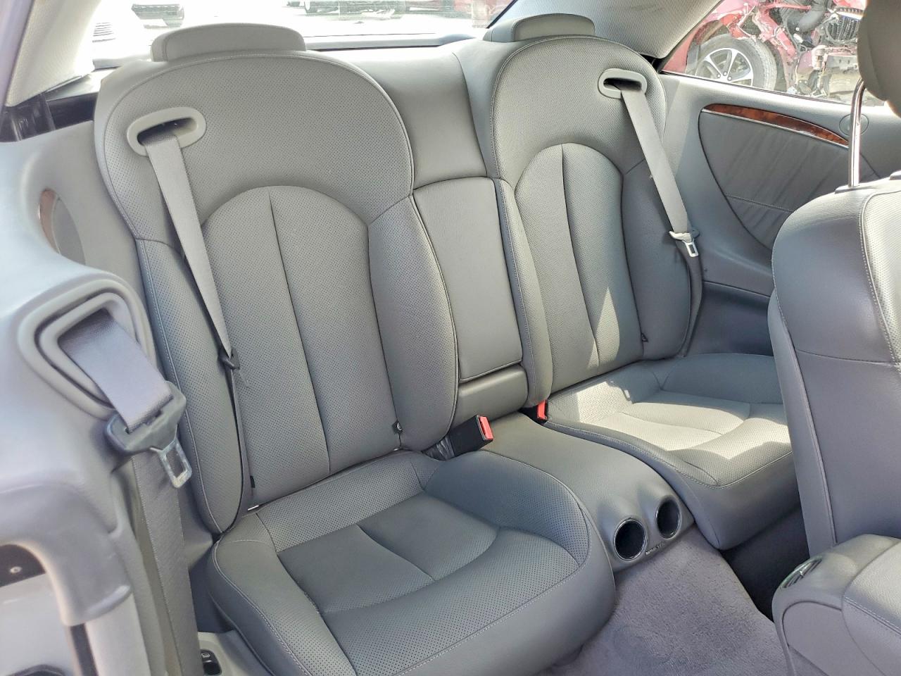 2009 Mercedes-benz Clk 350 Silver vin: WDBTK56F99T109602
