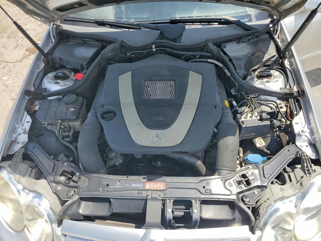 2009 Mercedes-benz Clk 350 Silver vin: WDBTK56F99T109602