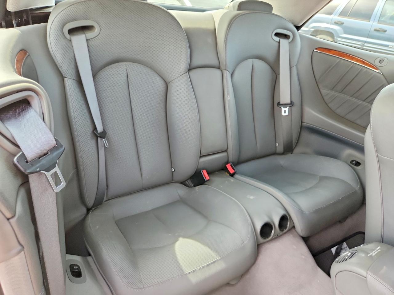 2006 Mercedes-benz Clk 350 Silver vin: WDBTK56G26T068542