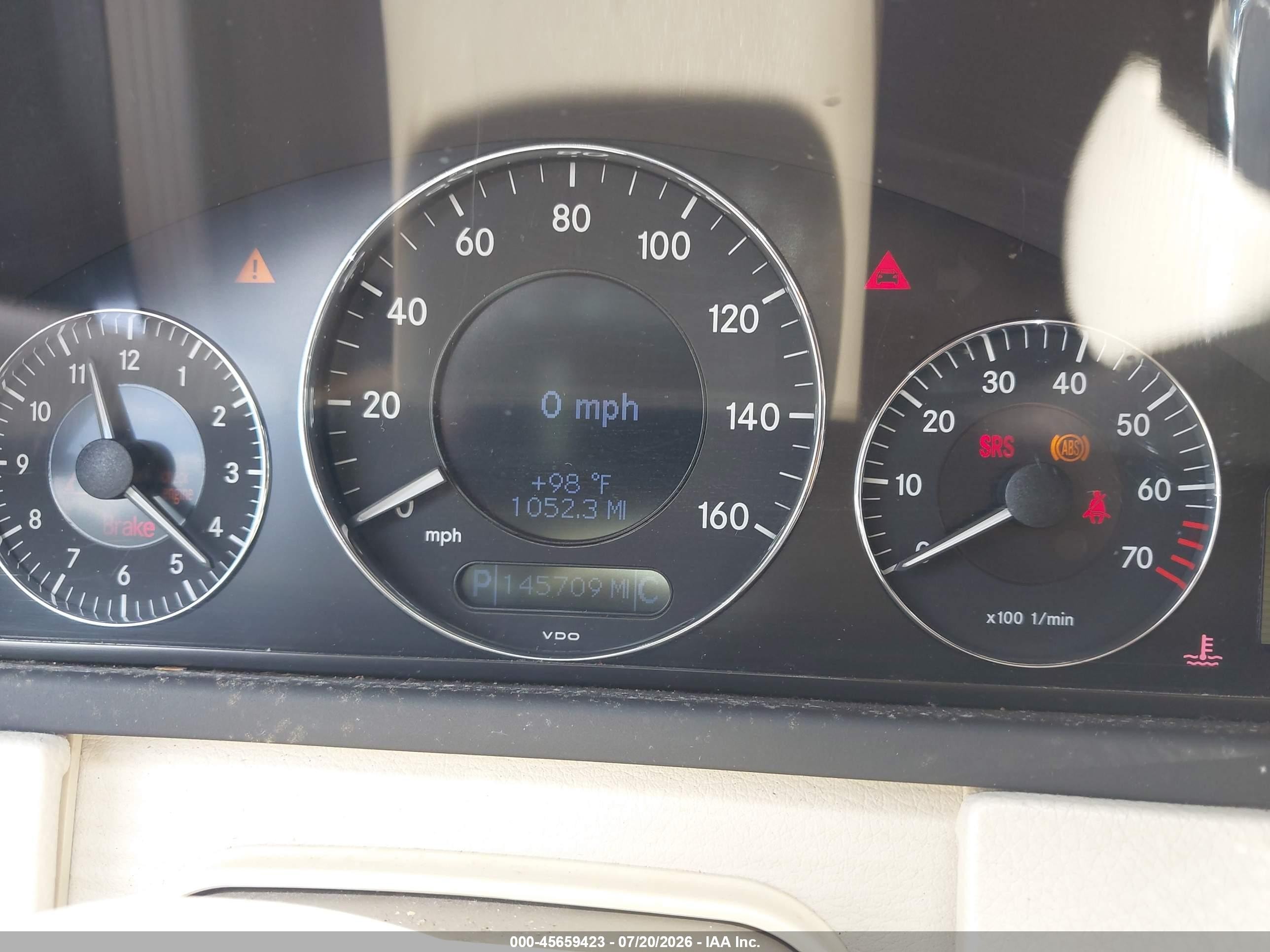 2006 Mercedes-benz Clk 350   Red vin: WDBTK56G46T072494