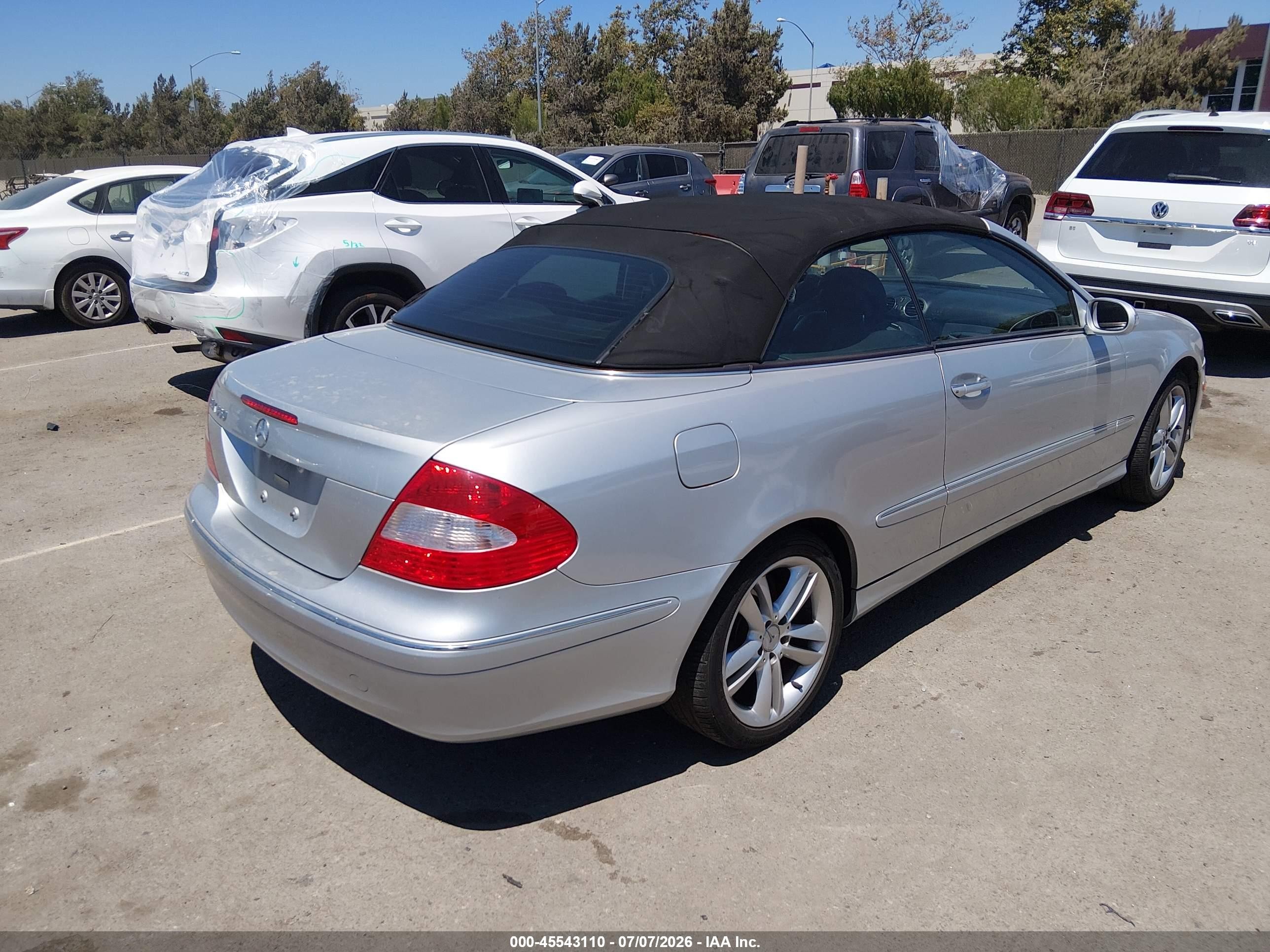 2006 Mercedes-benz Clk 350   Silver vin: WDBTK56G66T056118