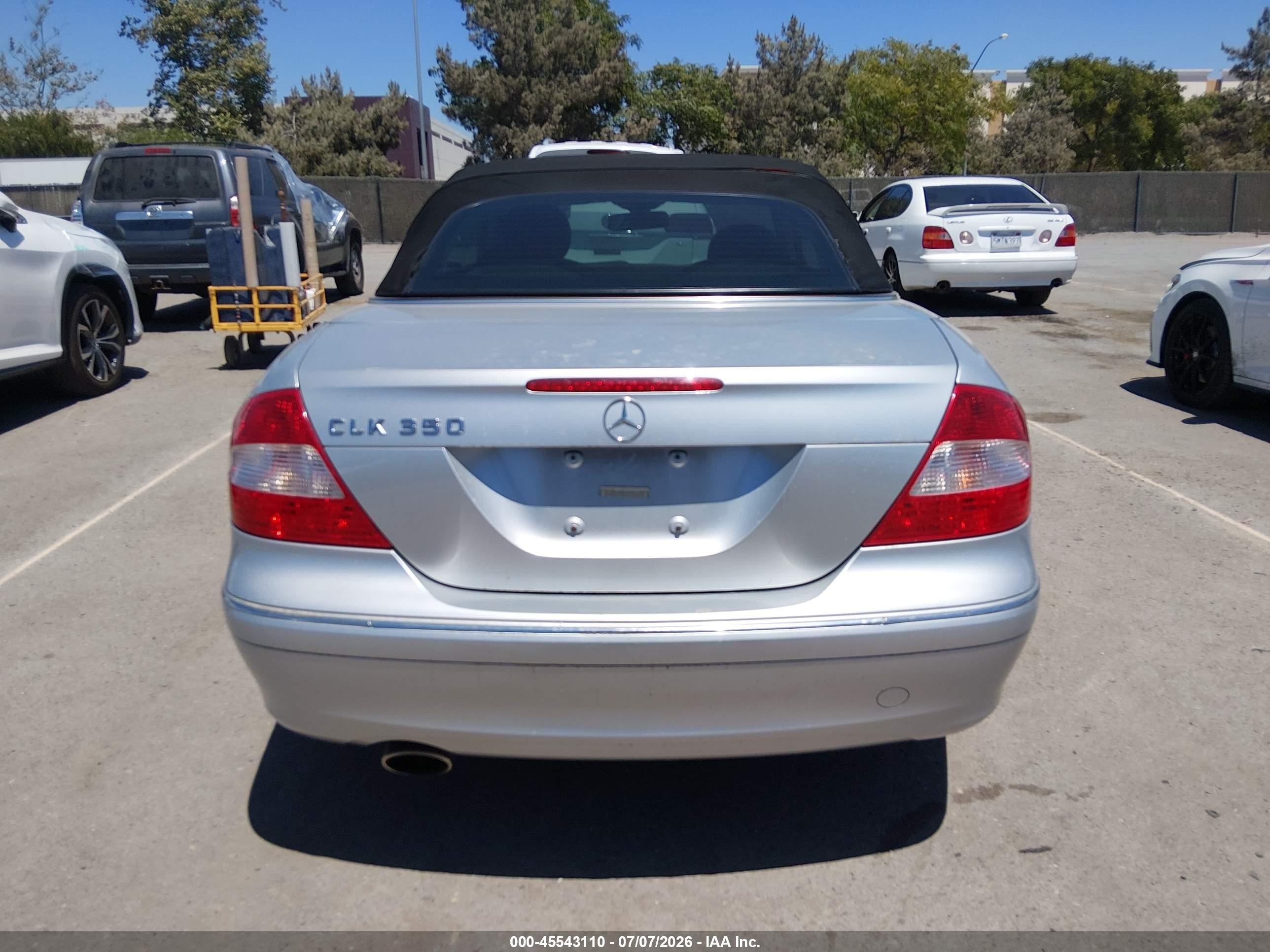 2006 Mercedes-benz Clk 350   Silver vin: WDBTK56G66T056118