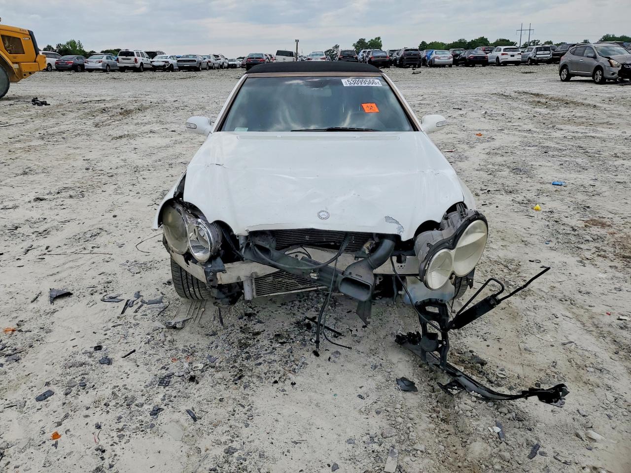 2004 Mercedes-benz Clk 320 White vin: WDBTK65G04T013964
