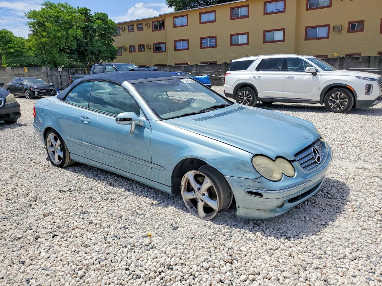 2004 Merc Clk 320 Blue vin: WDBTK65G04T027198