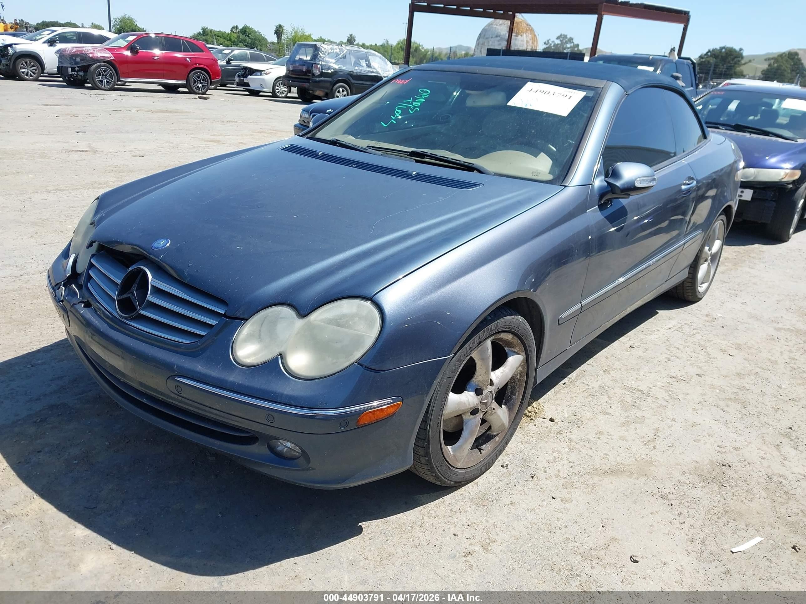 2005 Mercedes-benz Clk 320   Light Blue vin: WDBTK65G05T049283