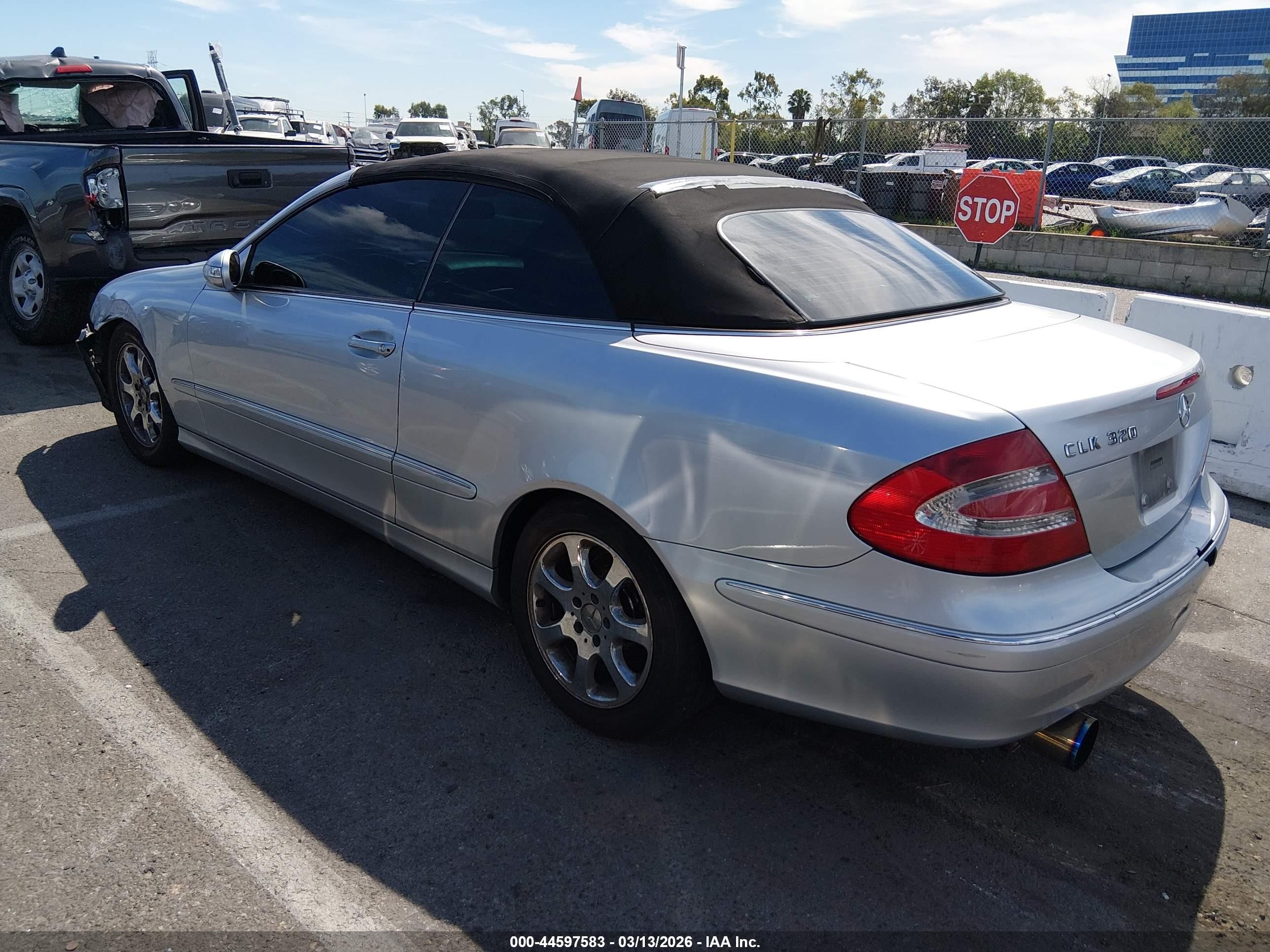 2004 Mercedes-benz Clk 320   Silver vin: WDBTK65G14T013939